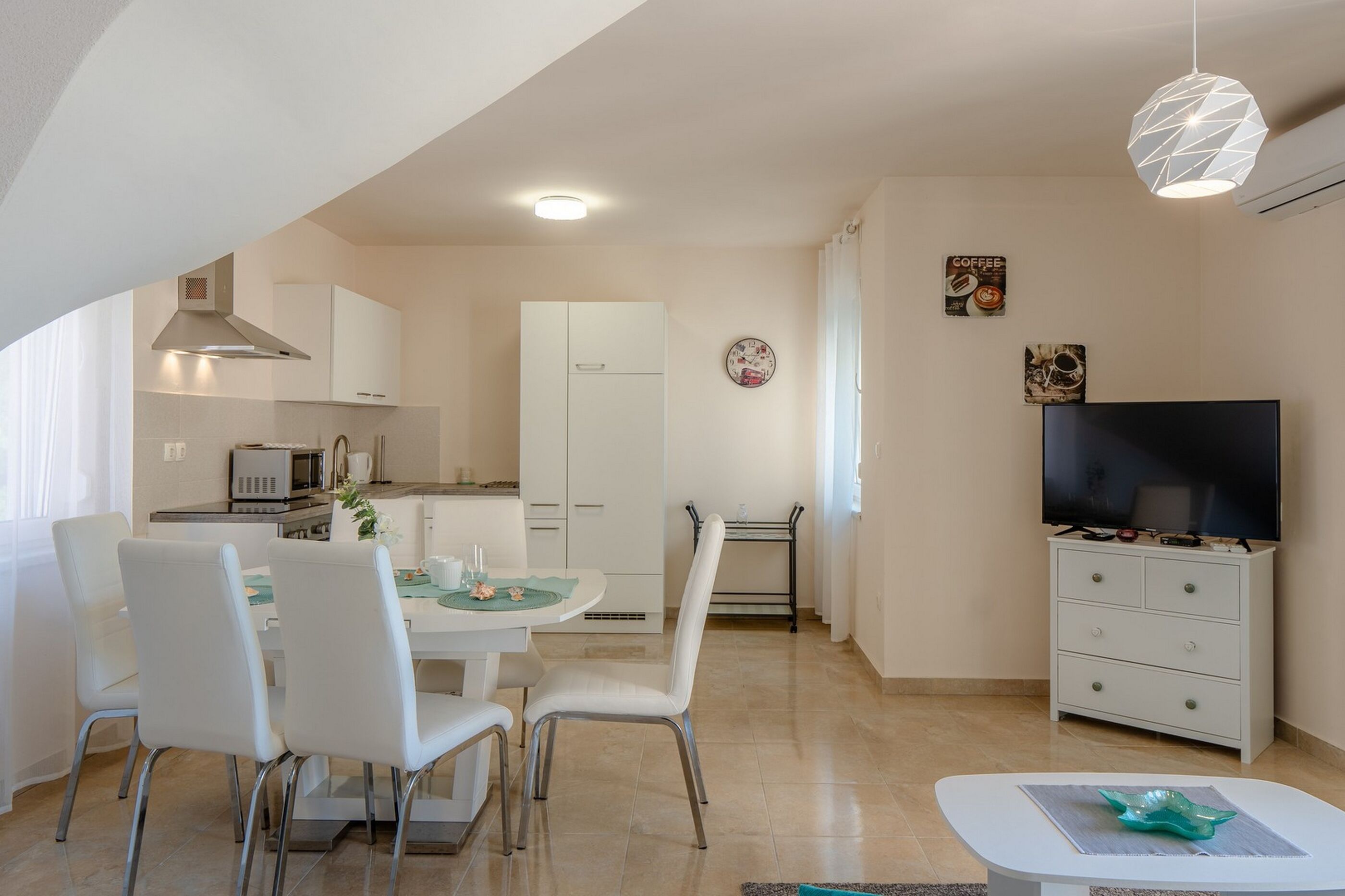 Apartments Sum mora 95858-A1
