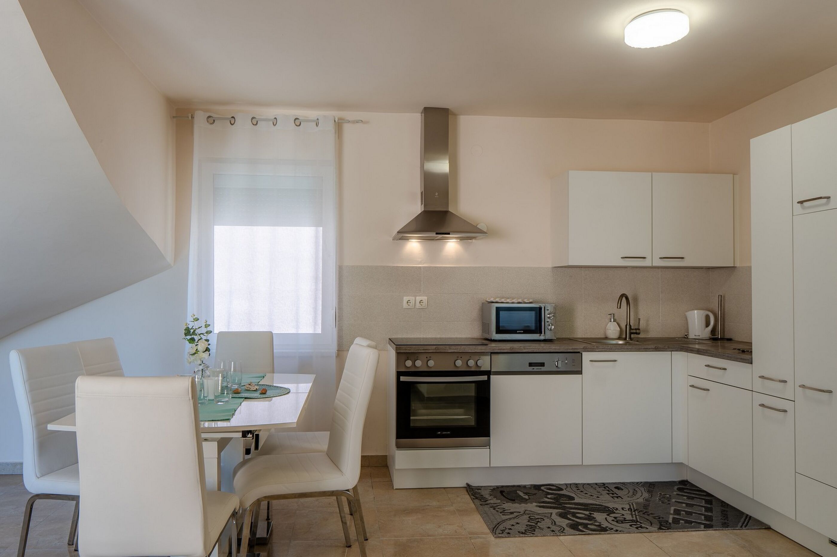 Apartments Sum mora 95858-A1