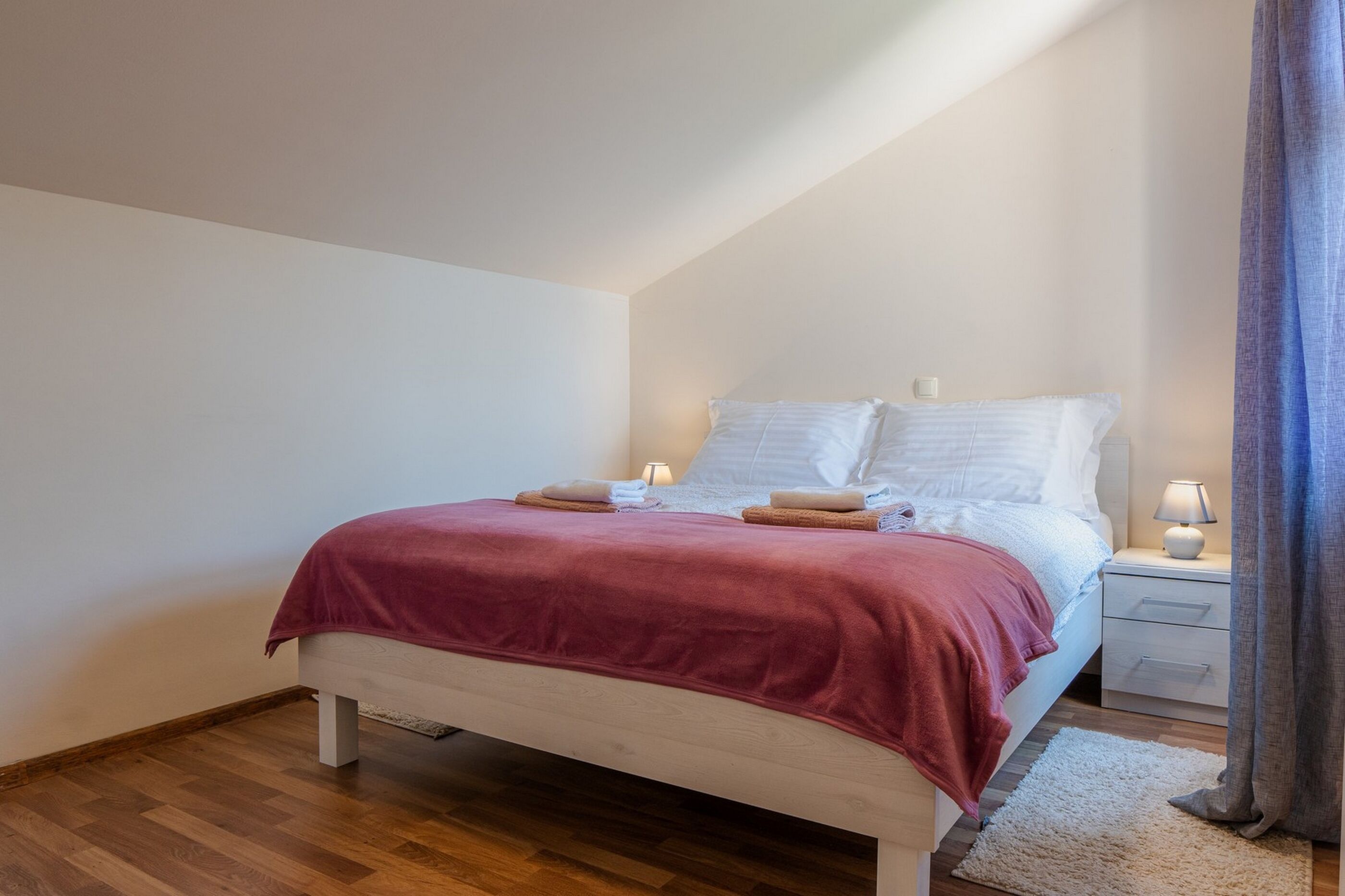Apartments Sum mora 95858-A1