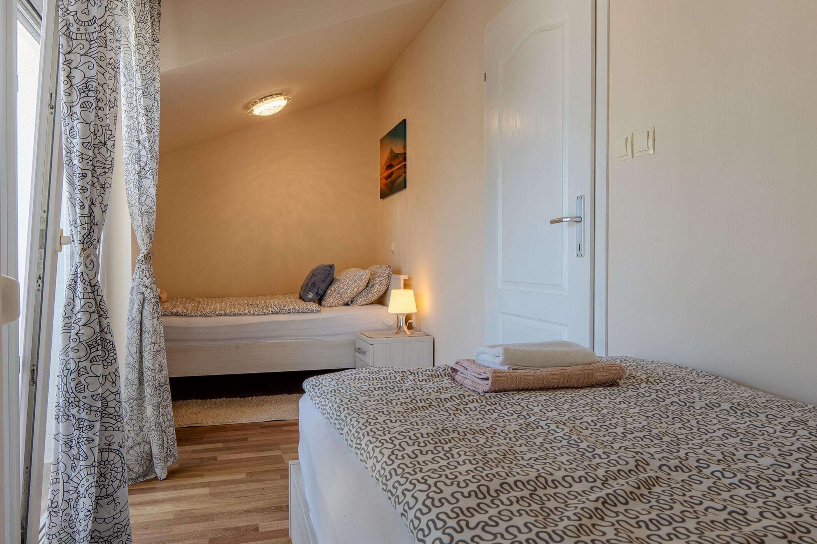 Apartments Sum mora 95858-A1