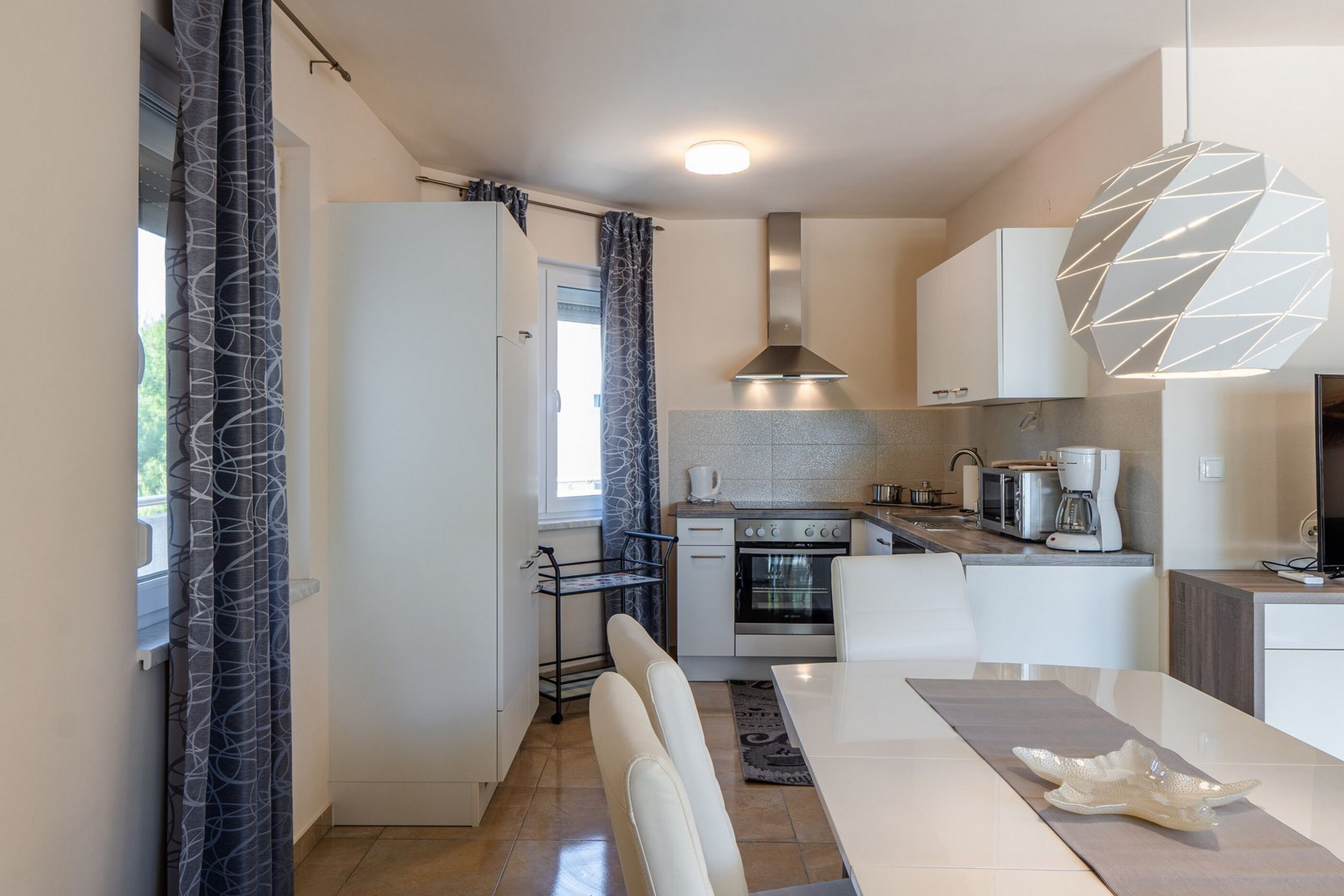 Apartments Sum mora 95858-A2