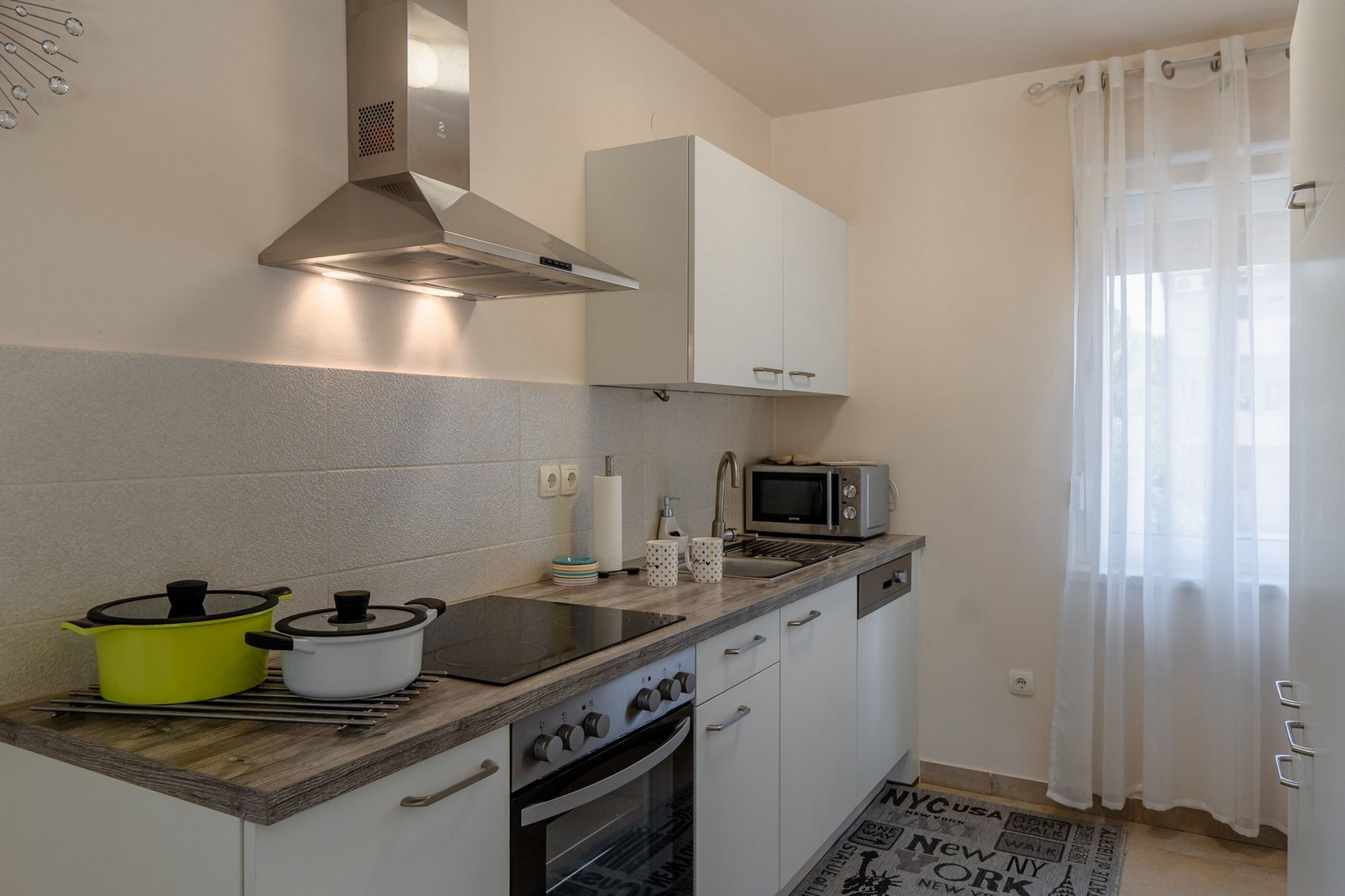 Apartments Sum mora 95858-A3