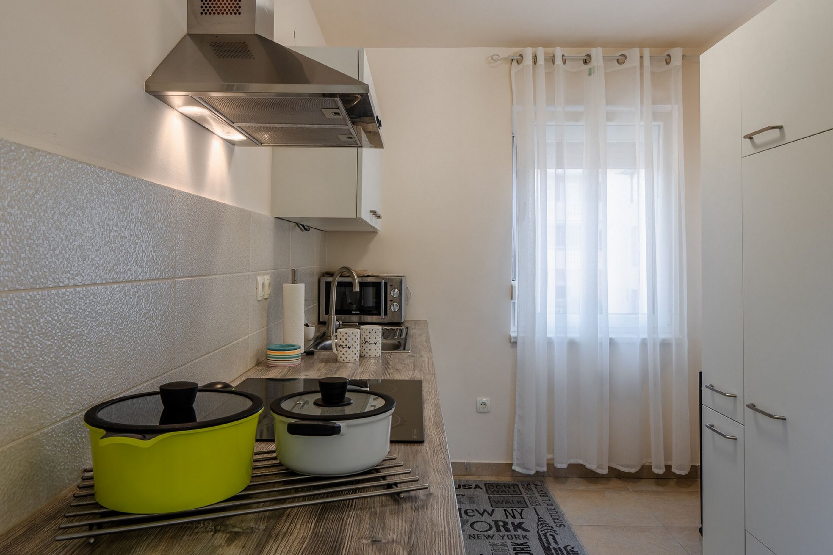 Apartments Sum mora 95858-A3