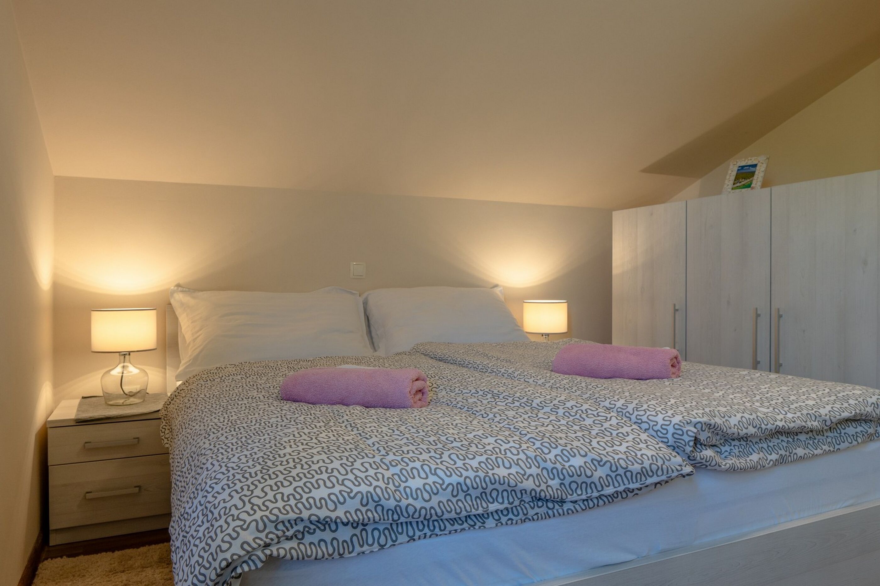Apartments Sum mora 95858-A3