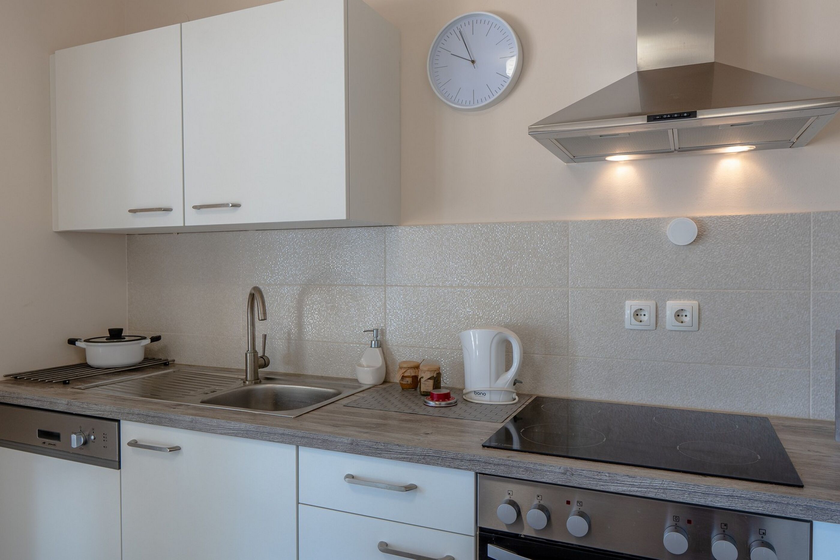 Apartments Sum mora 95858-A4