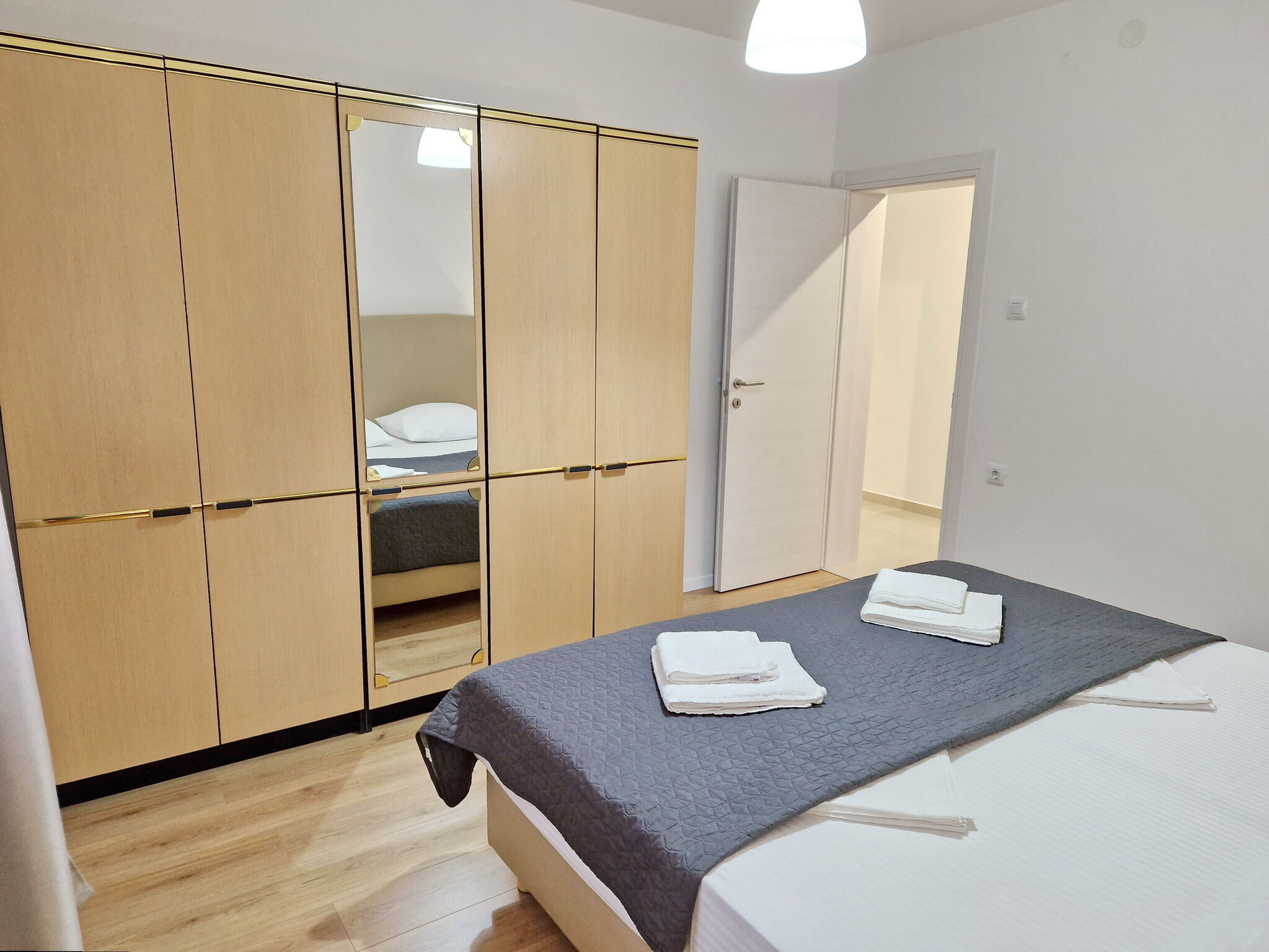Apartments Čubranić Nada 69001-A2