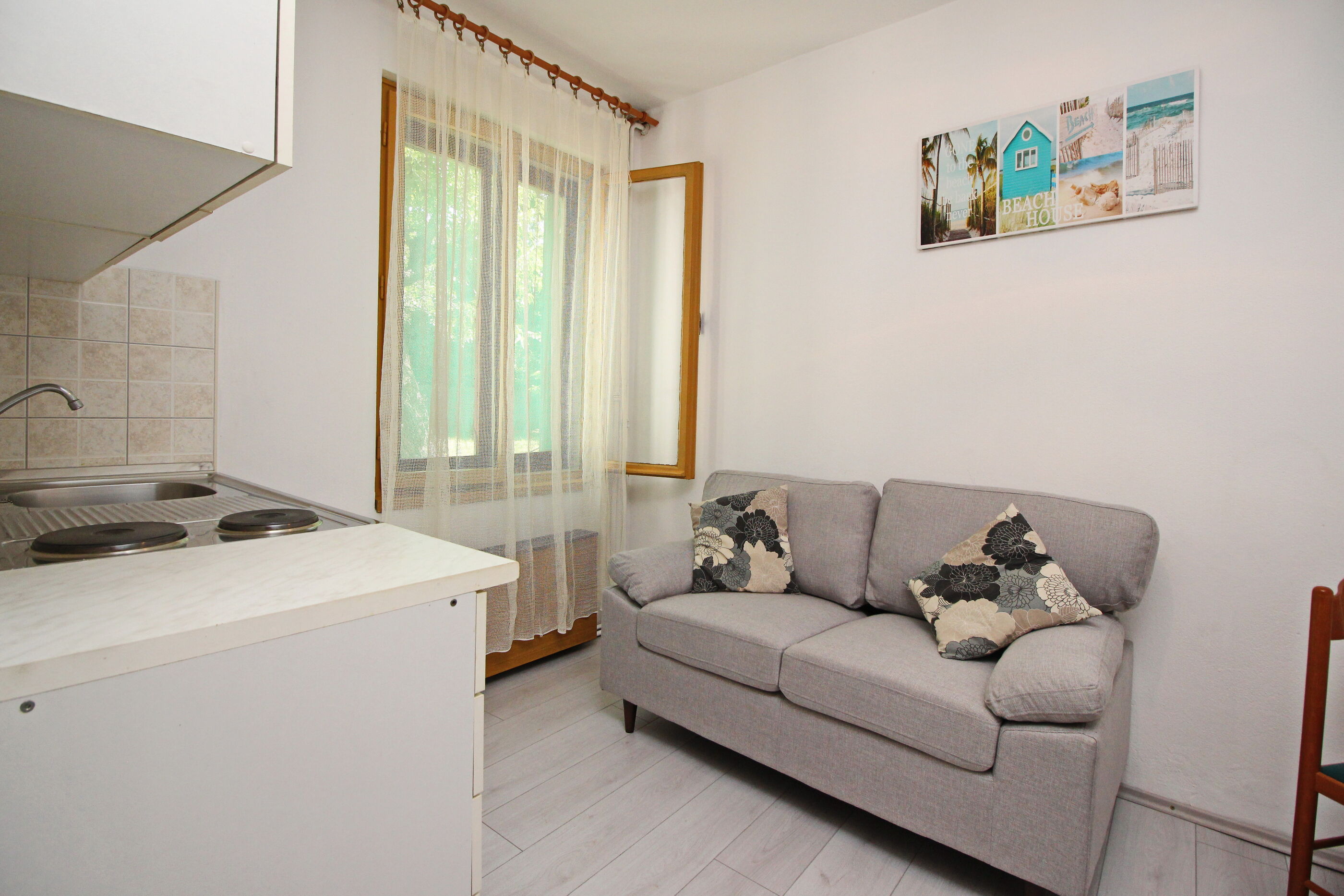 Apartments Capic Pescivica 69013-A3
