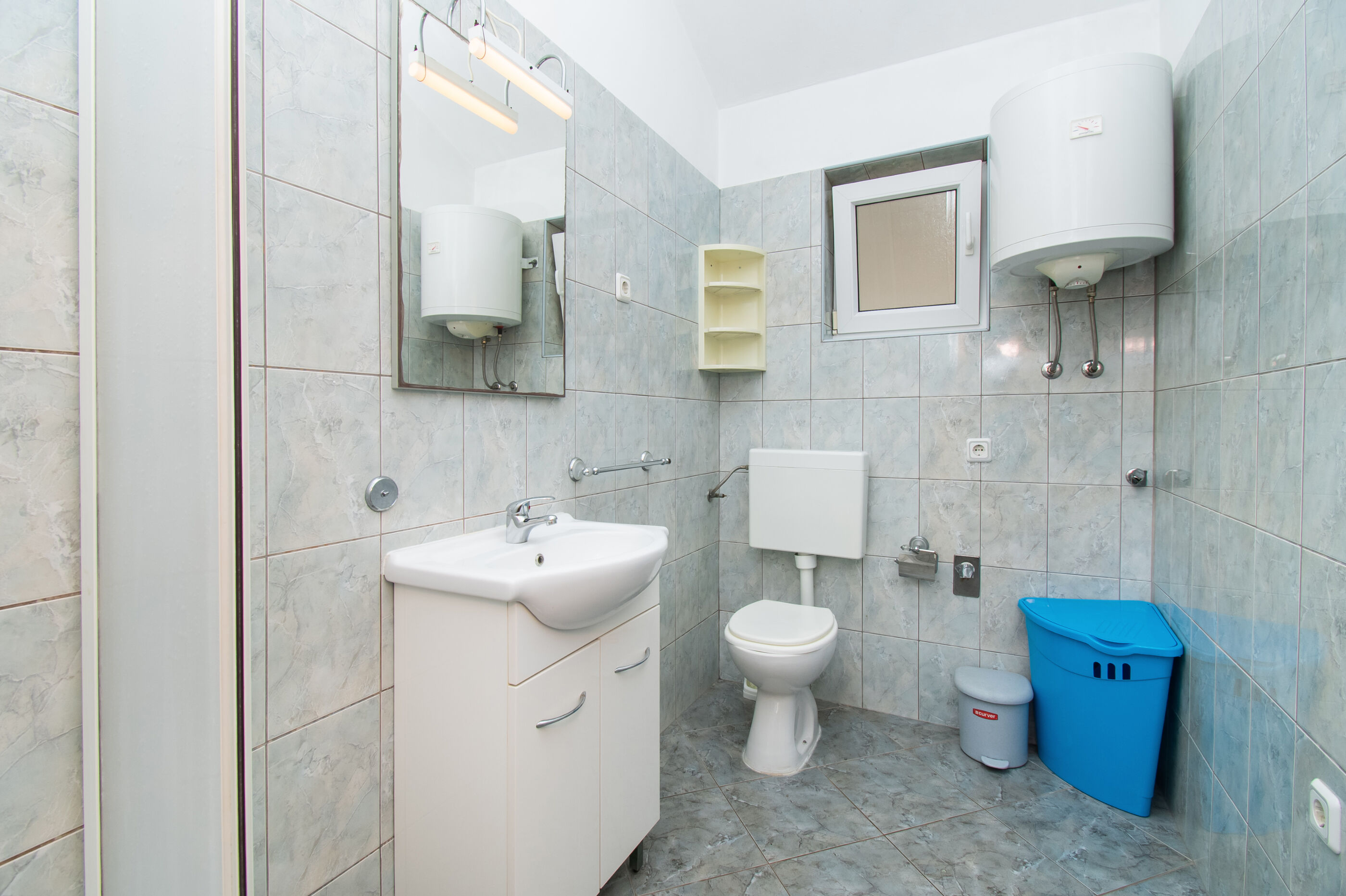 Apartments Nikola 81291-A1