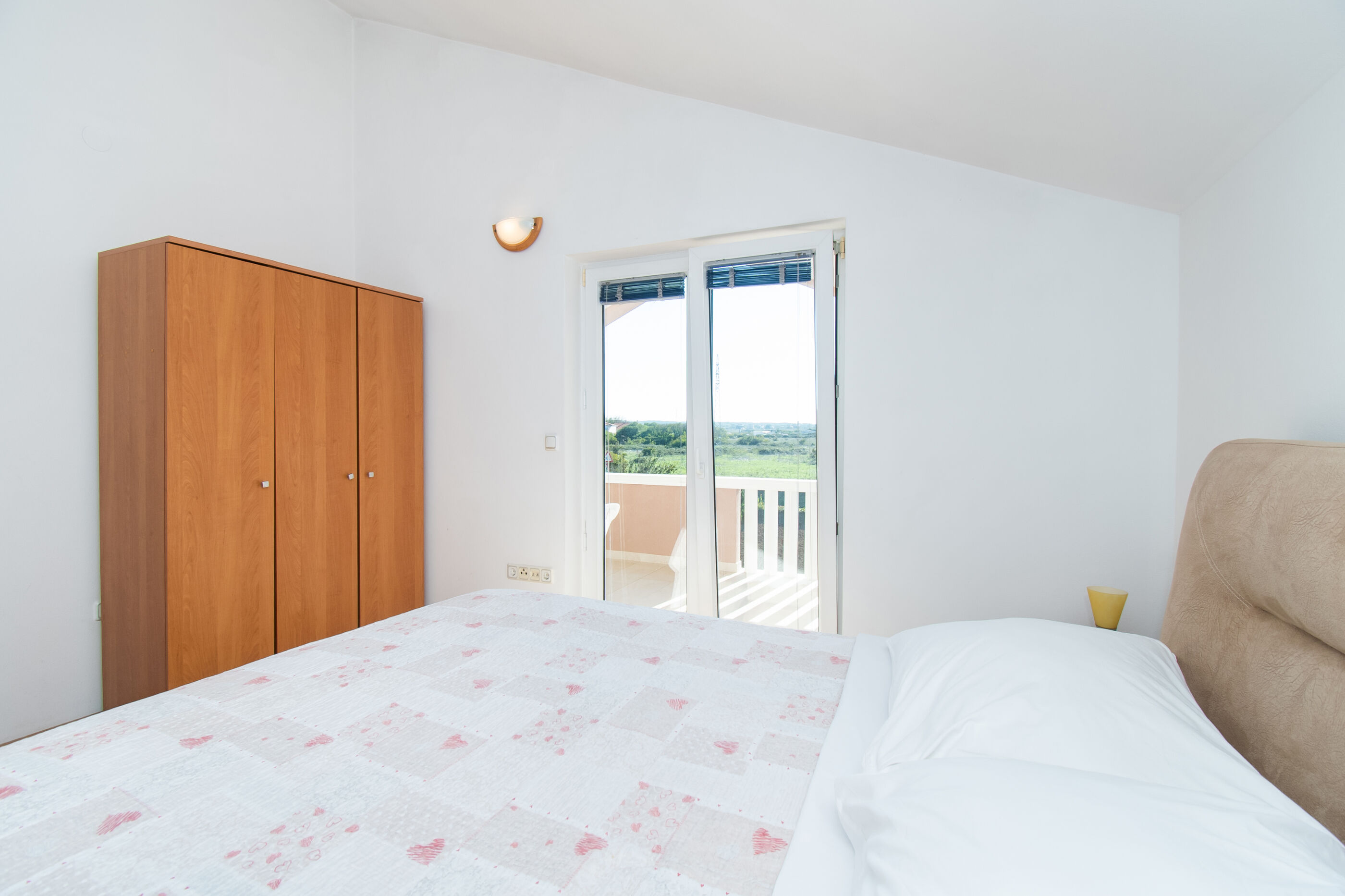 Apartments Nikola 81291-A1