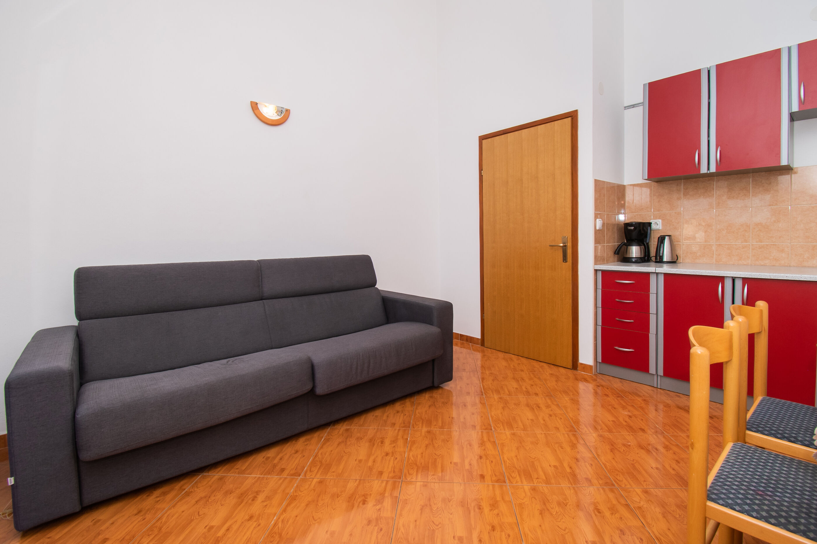 Apartments Nikola 81291-A2