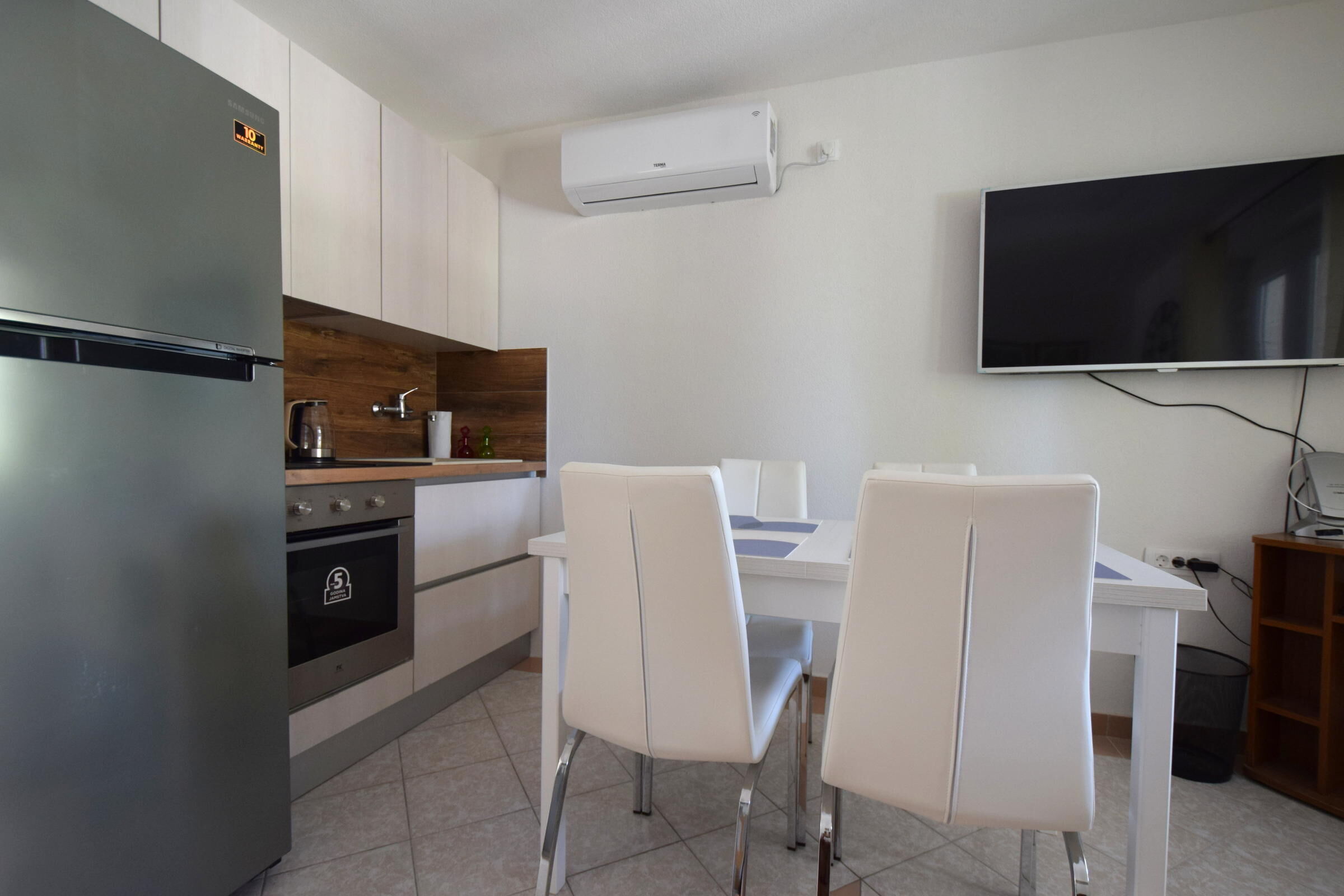 Apartment Pesja 62281-A1