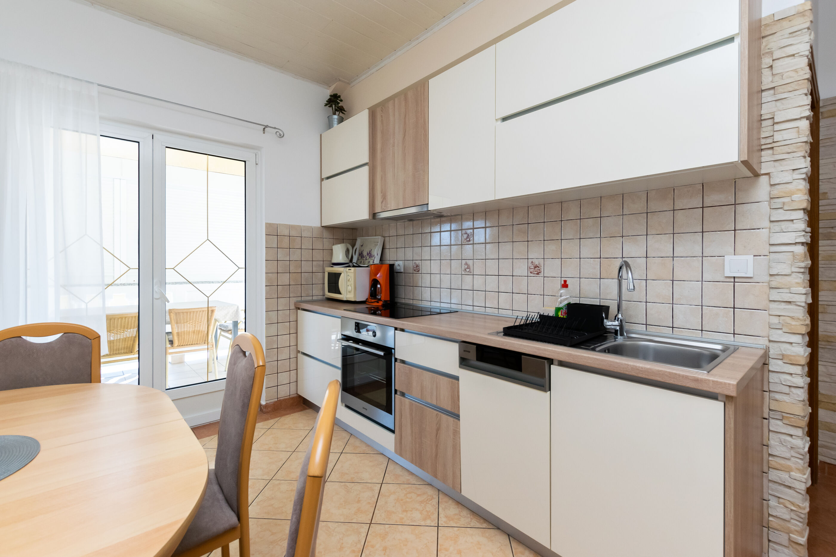 Apartments Miranda 89931-A1