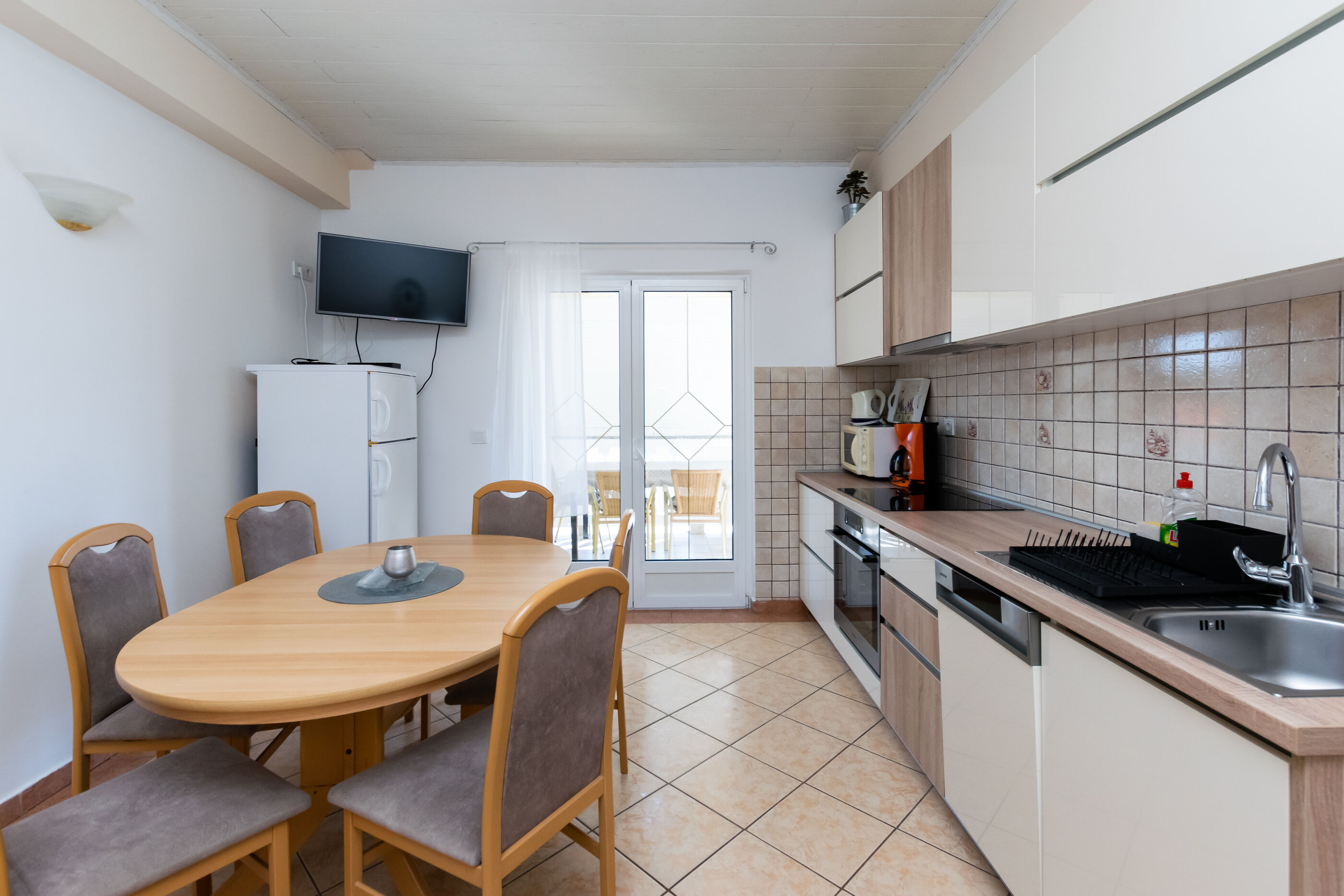 Apartments Miranda 89931-A1
