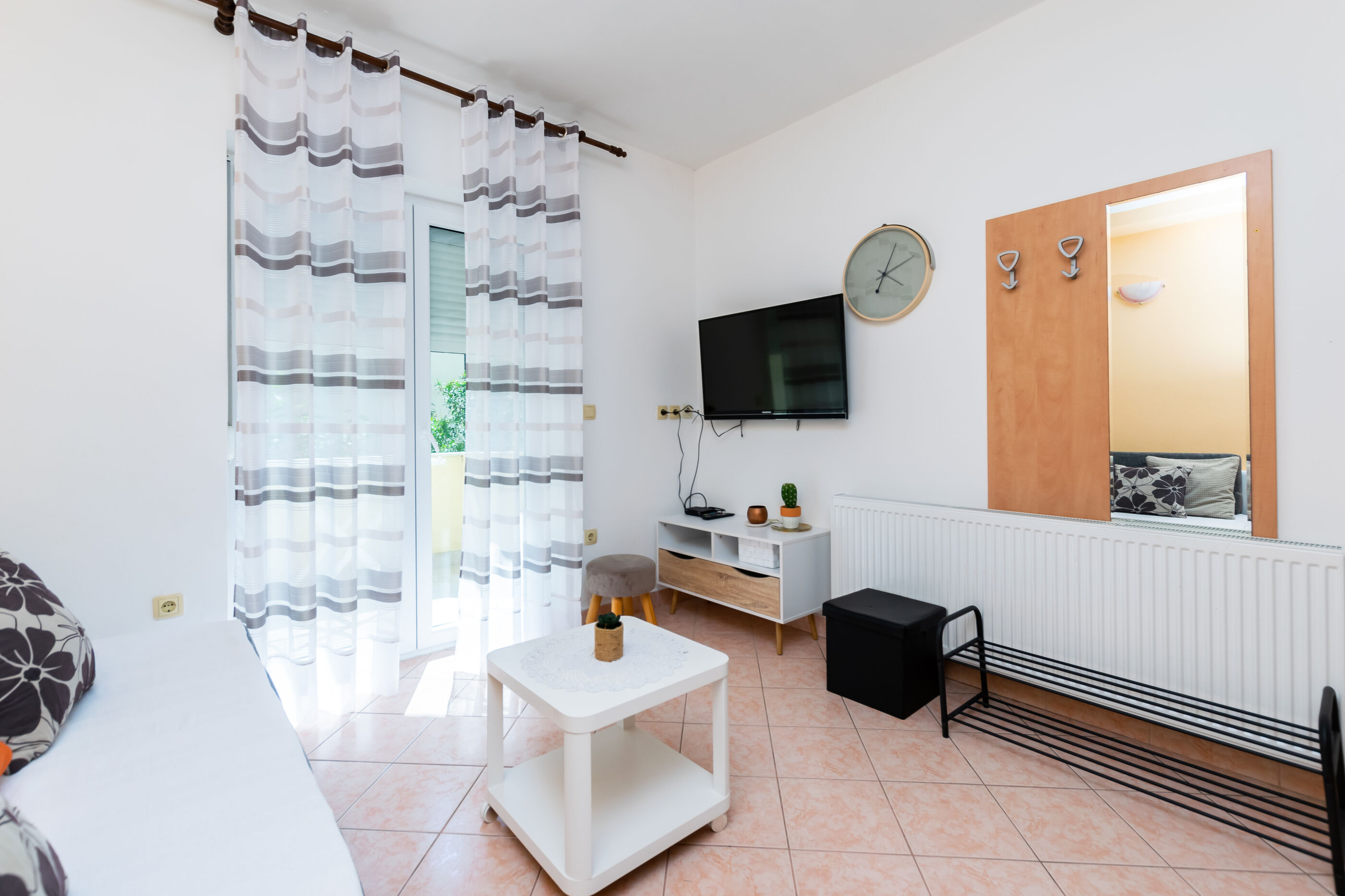 Apartments Miranda 89931-A6