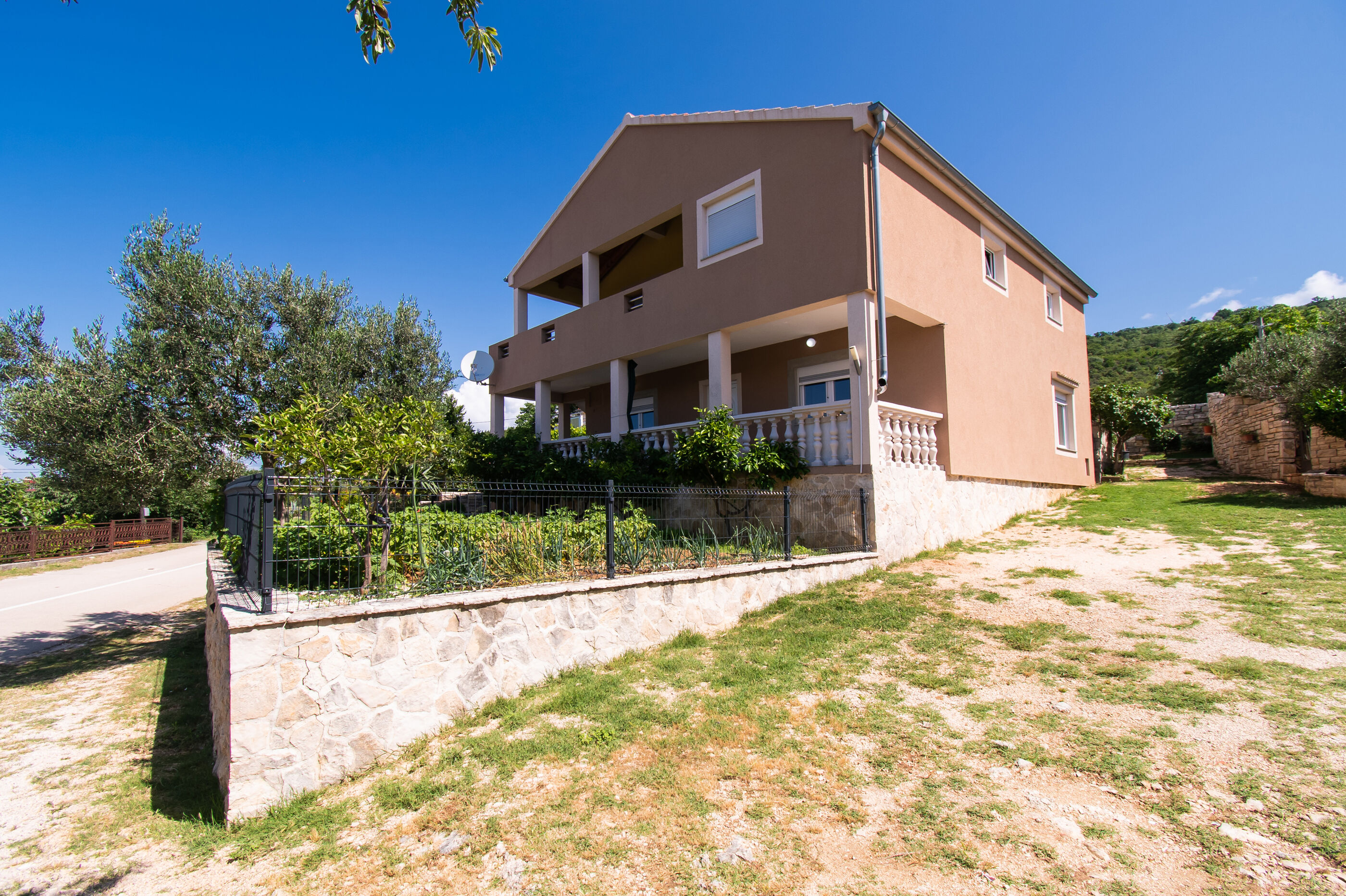 House Sea and river 27421-K1