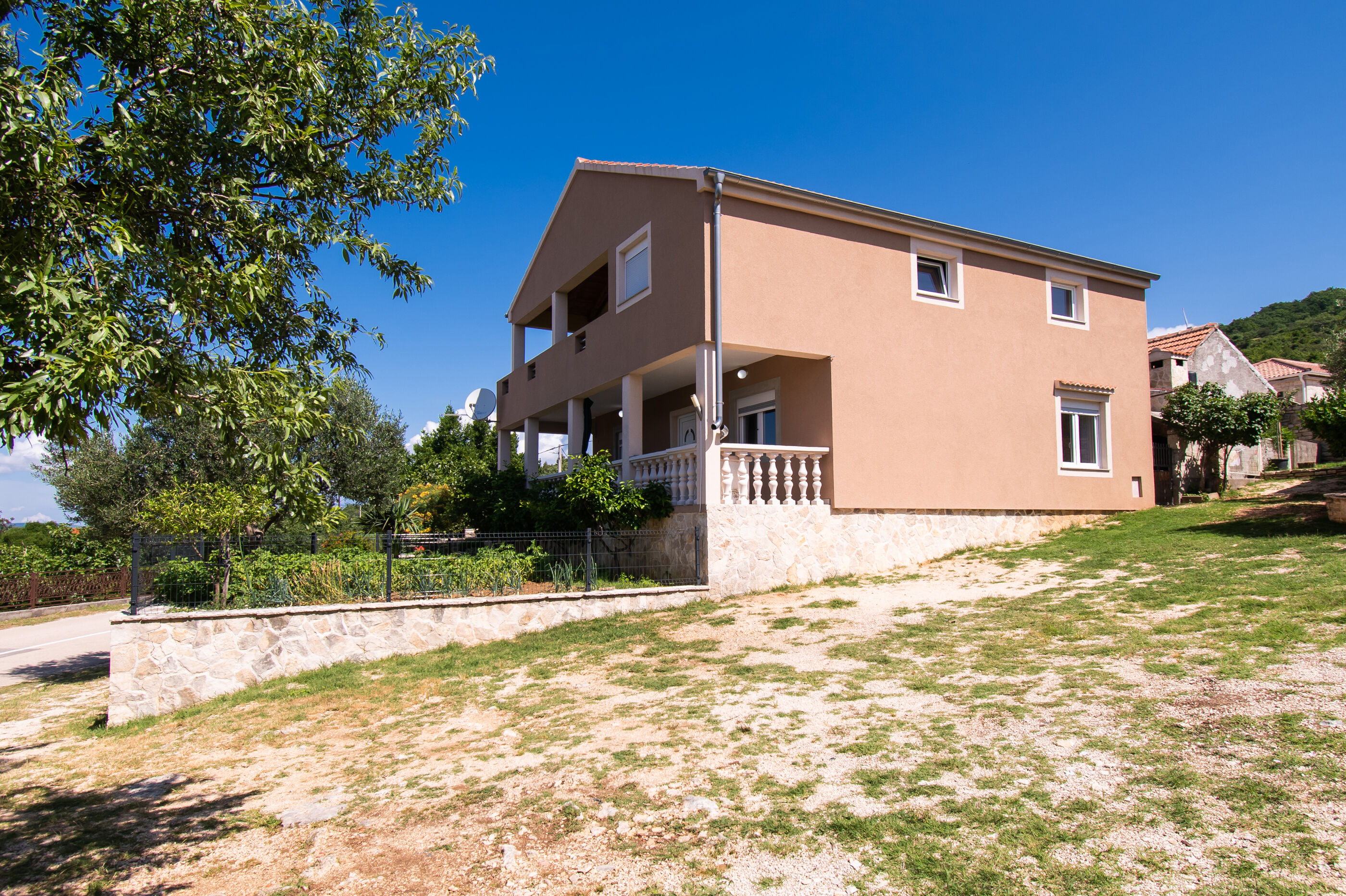 House Sea and river 27421-K1