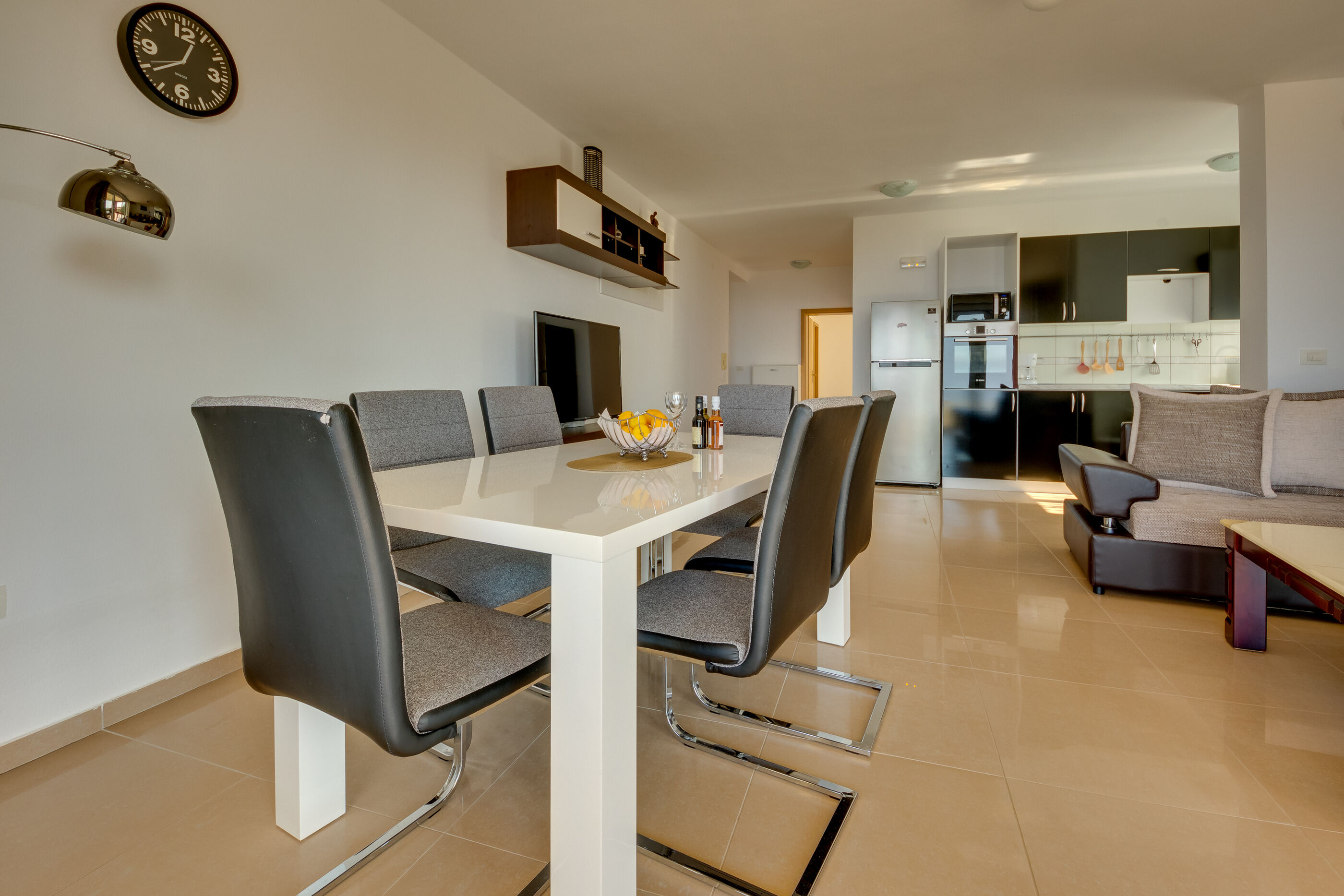 Apartments Utjeha 47501-A8