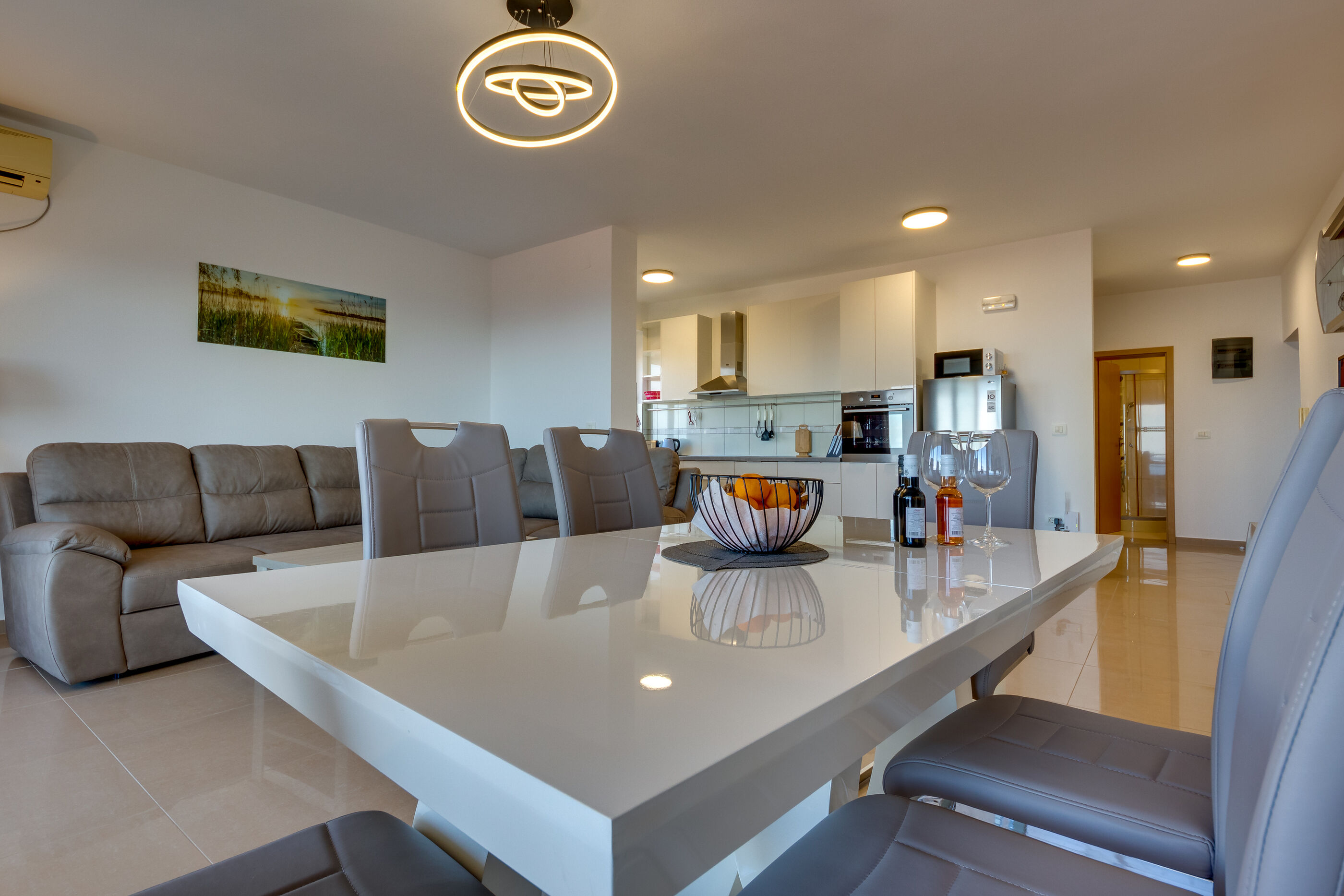 Apartments Utjeha 47501-A9