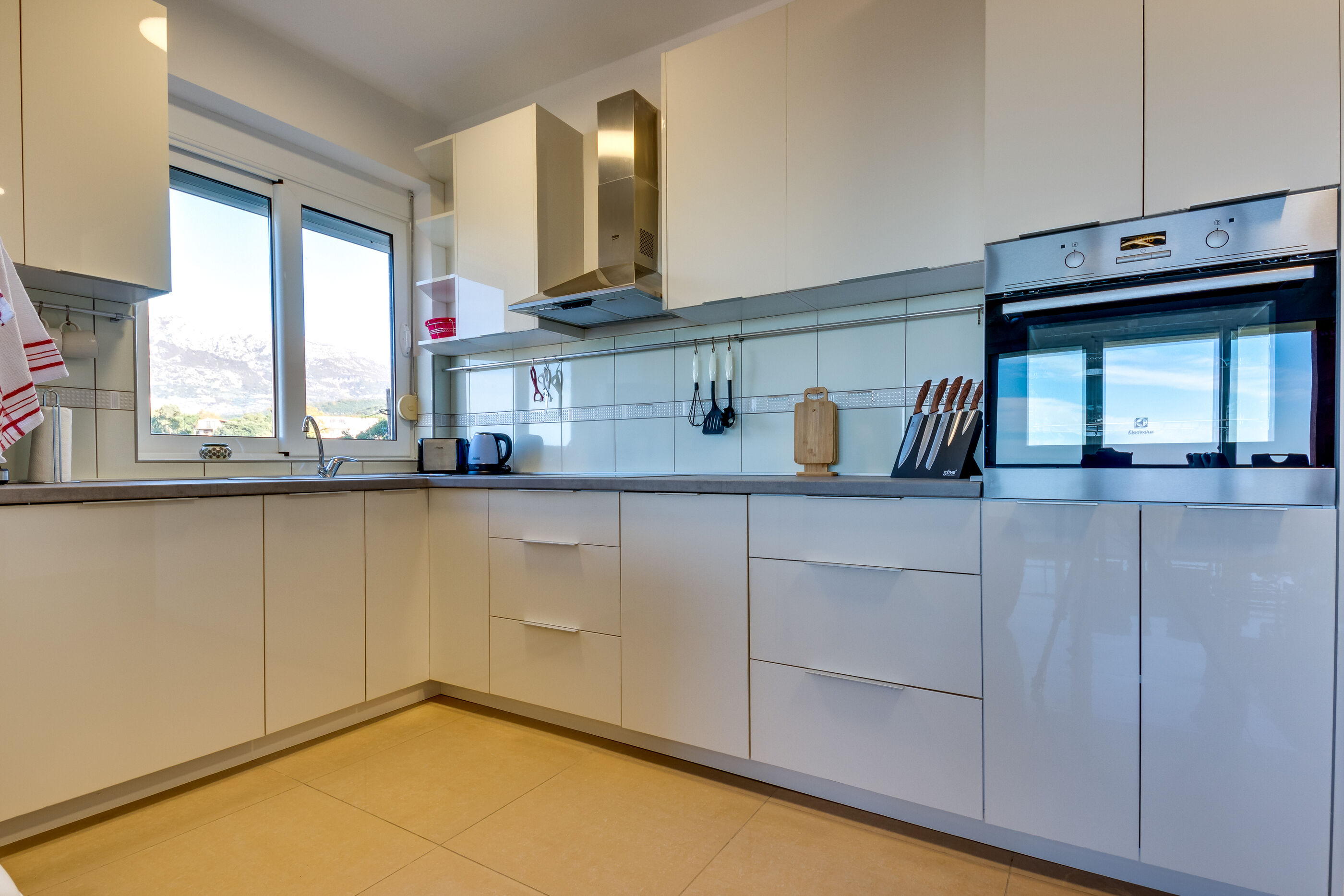 Apartments Utjeha 47501-A9