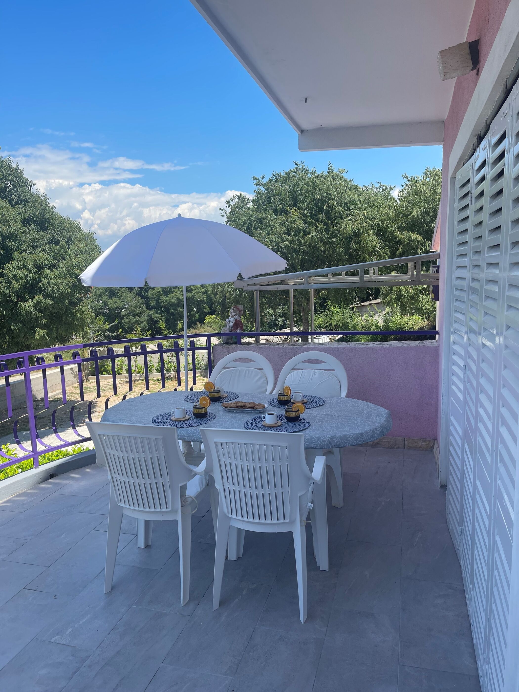 Apartment Lavender Dream 82491-A2