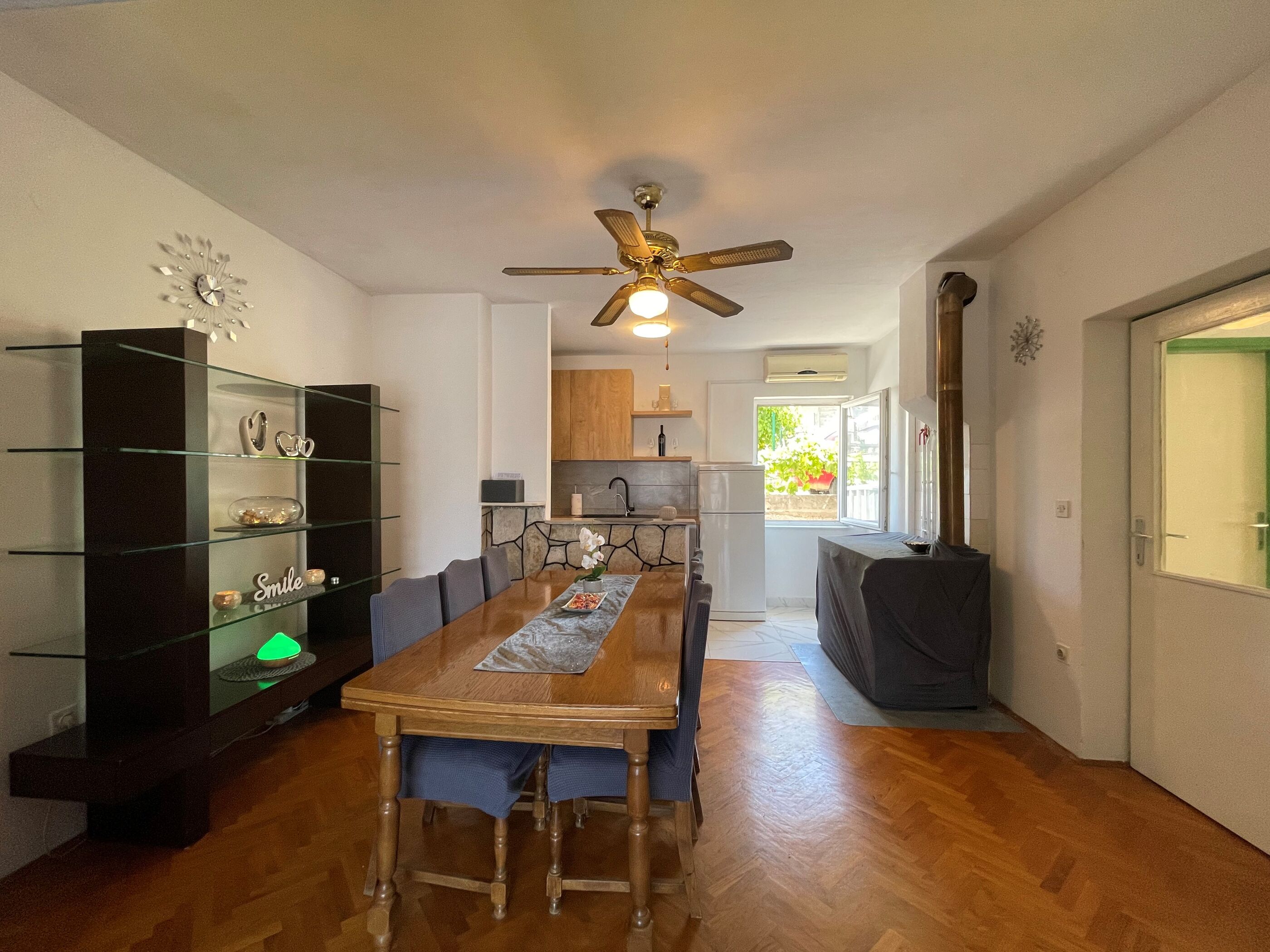 Apartment Lavender Dream 82491-A2