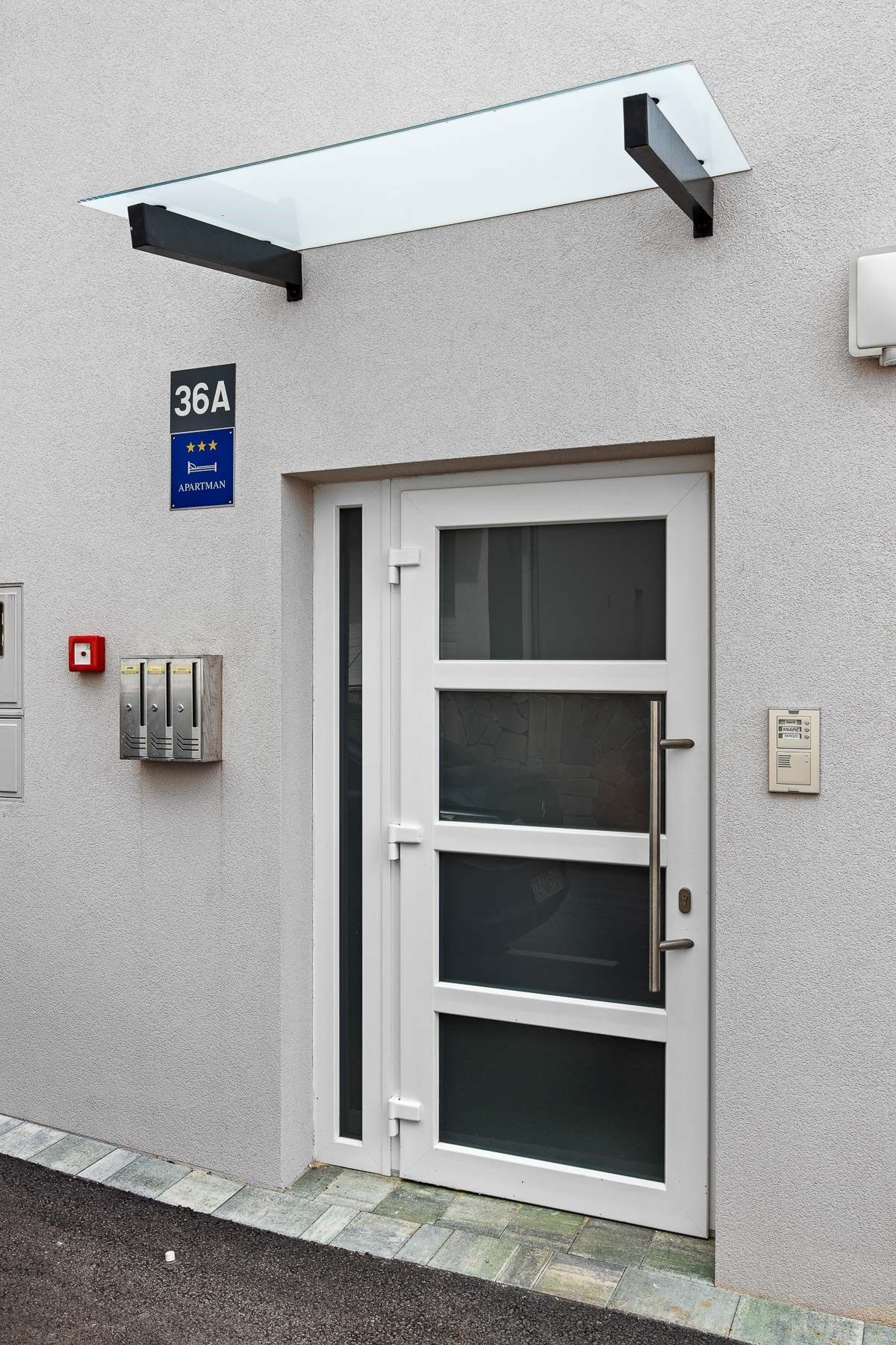 House Goga 74275-A1
