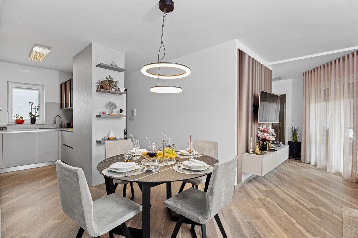House Goga 74275-A1