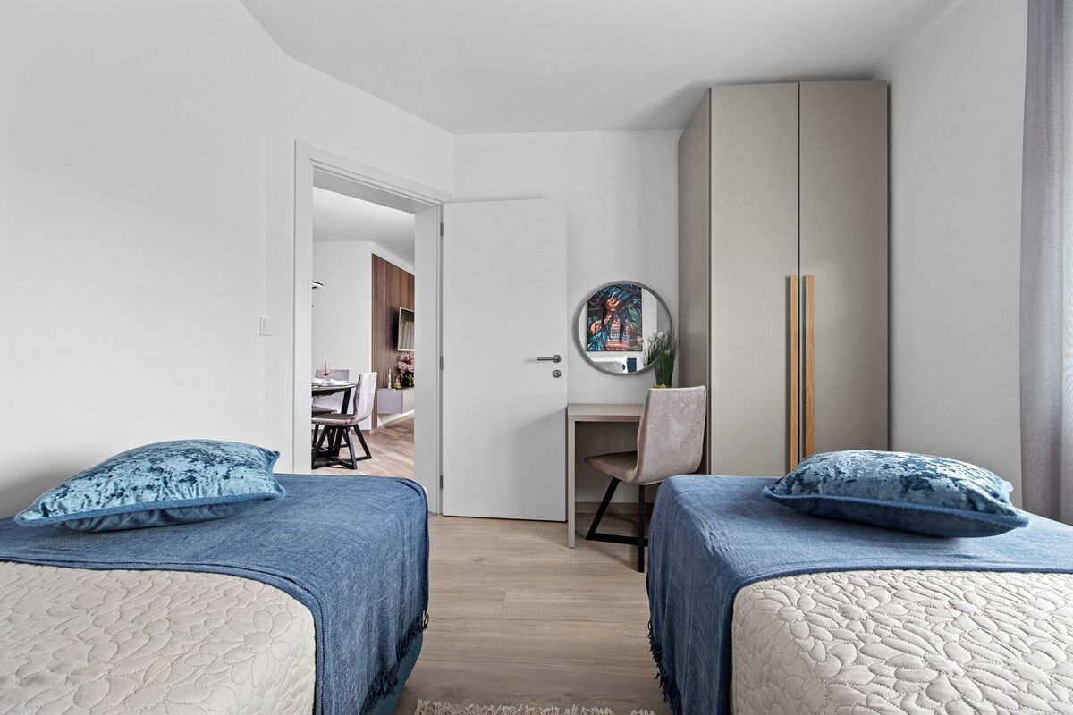 House Goga 74275-A1