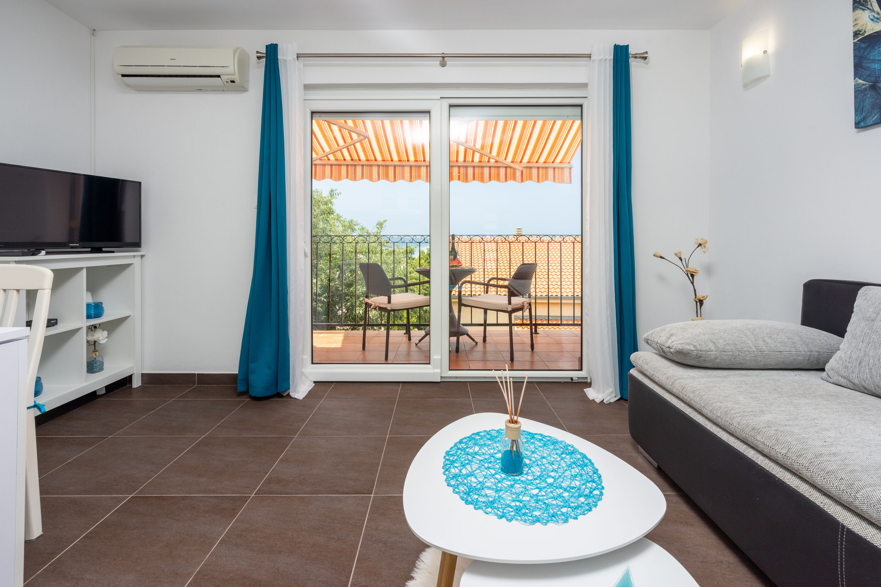 Apartment Blue harmony 94105-A1