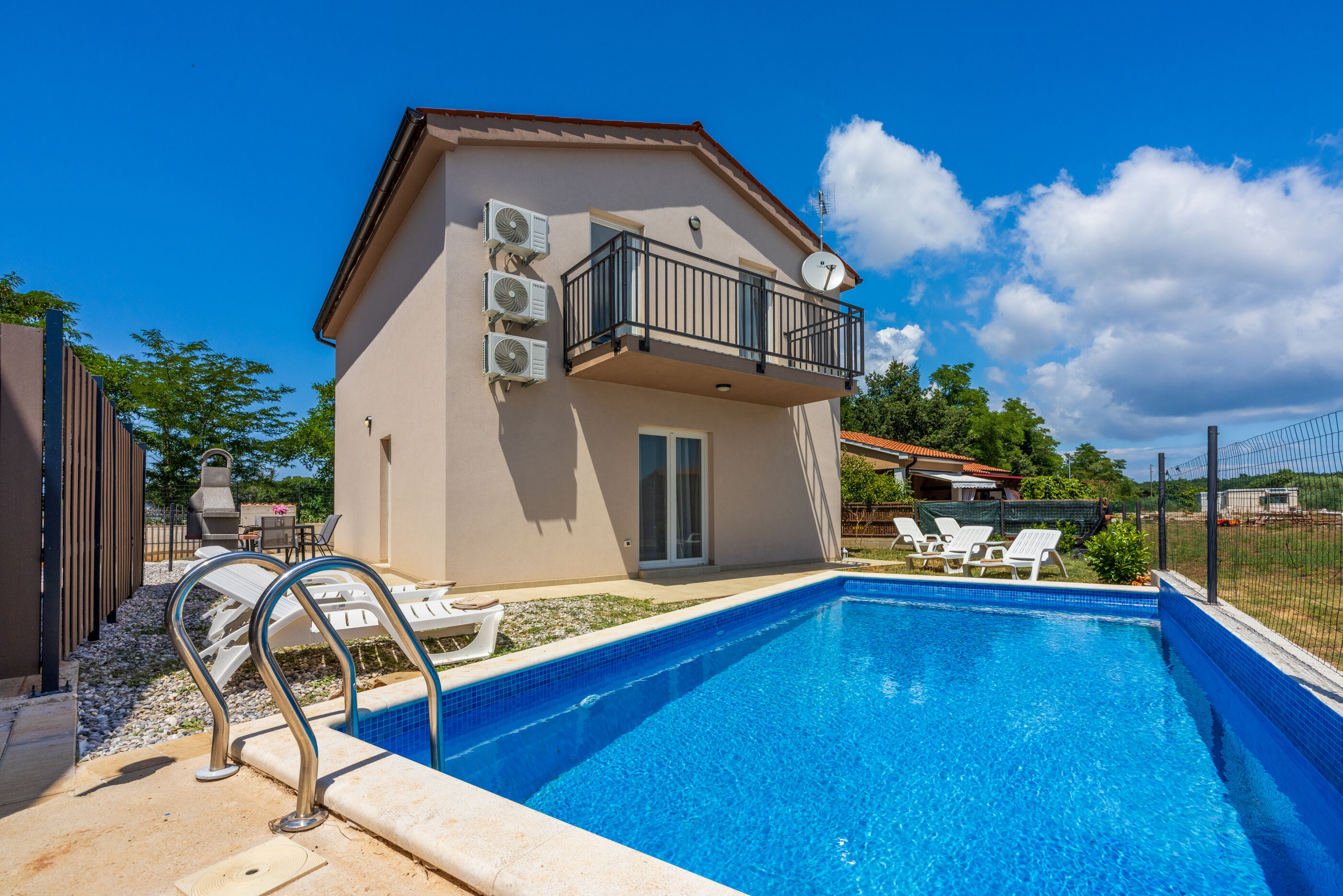 Villa Maluma Accommodation in Medulin