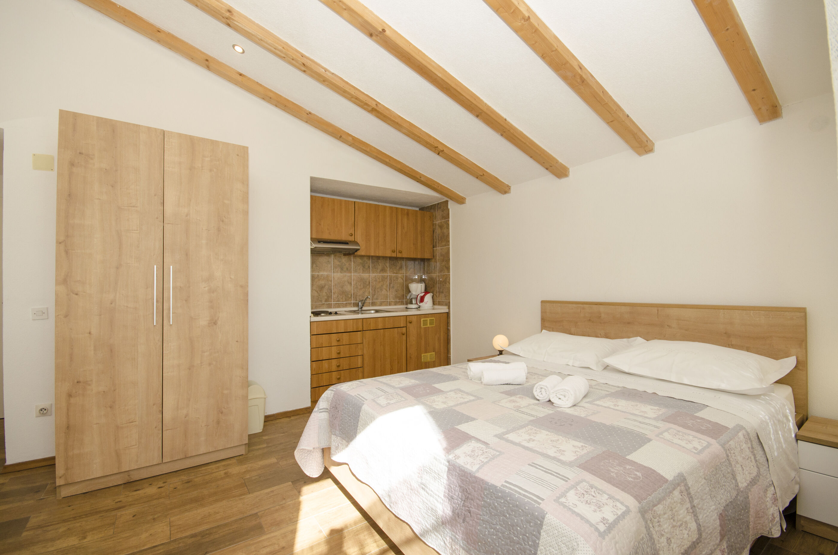 Apartments Mira 29411-A1