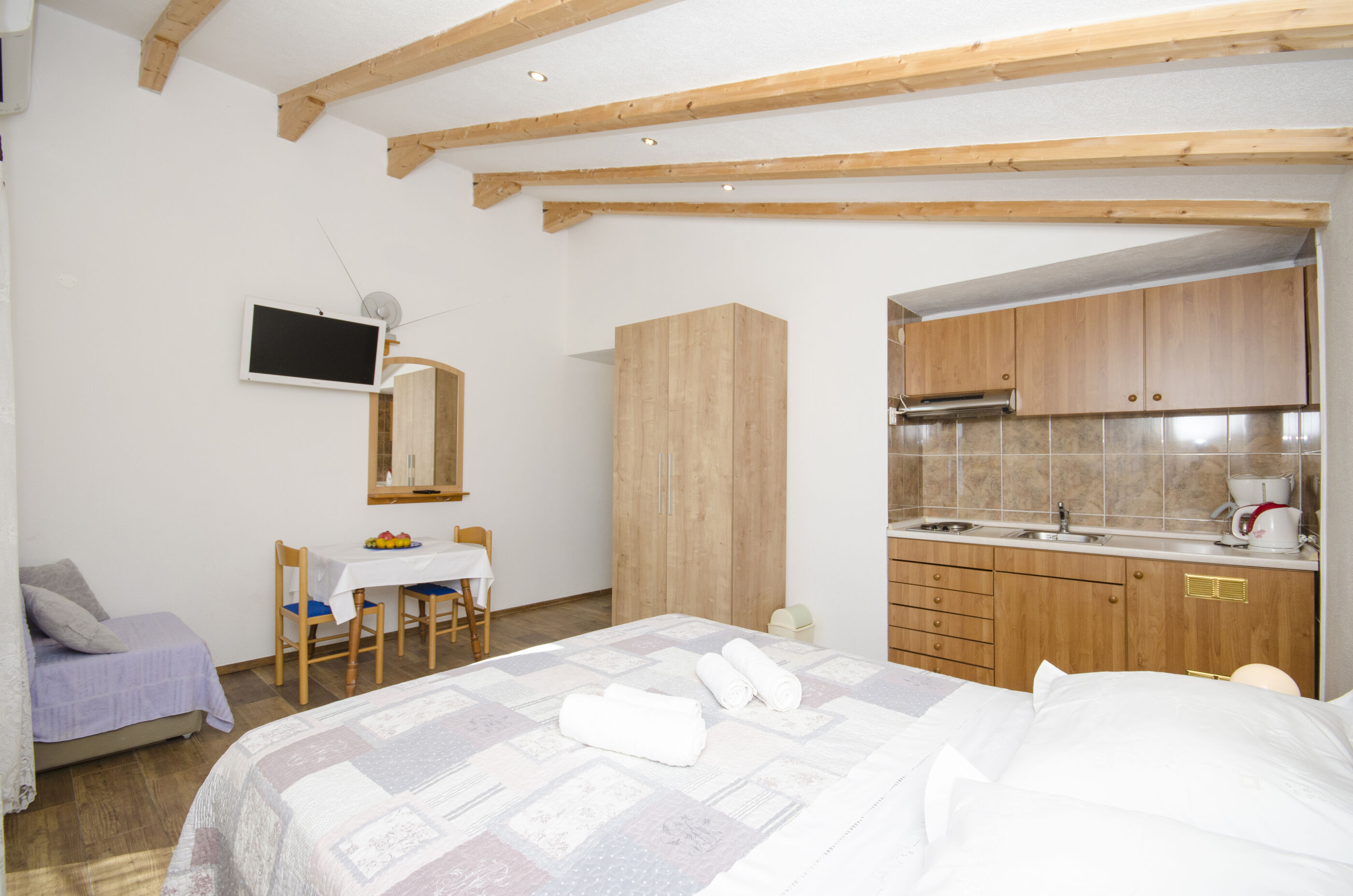 Apartments Mira 29411-A1