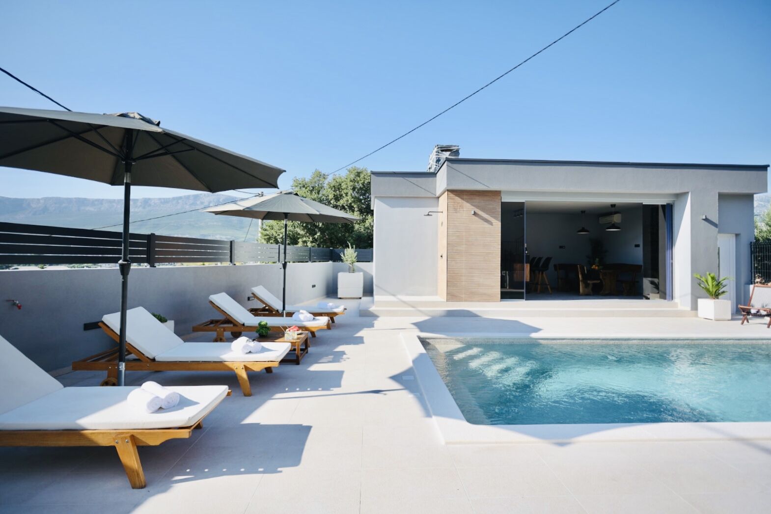 Apartment Holiday Home TiA 96751-A1