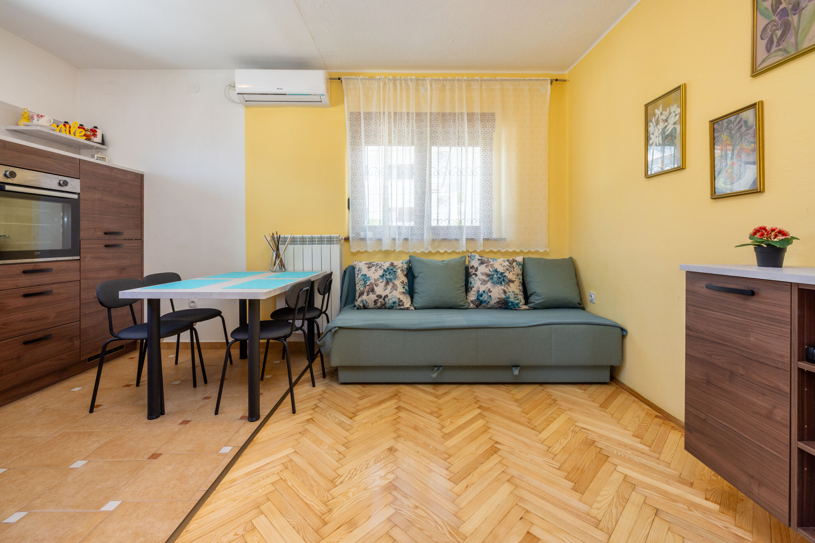 Apartments Milica 62711-A3