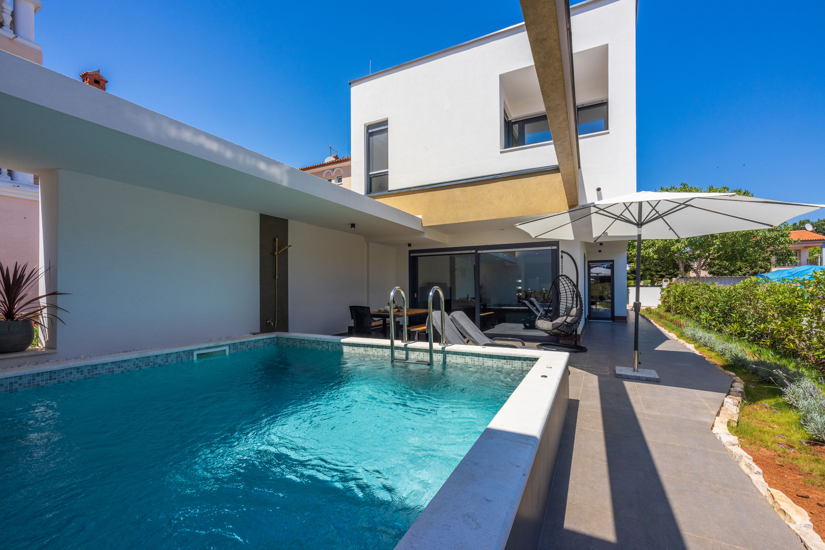 Photo of House Neptunia