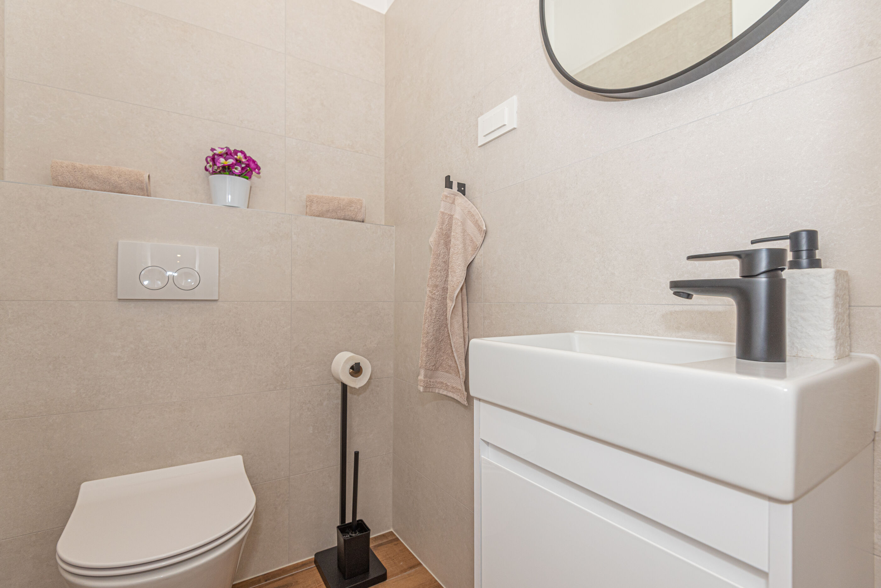 Villa Elegance Escape V4251-K2