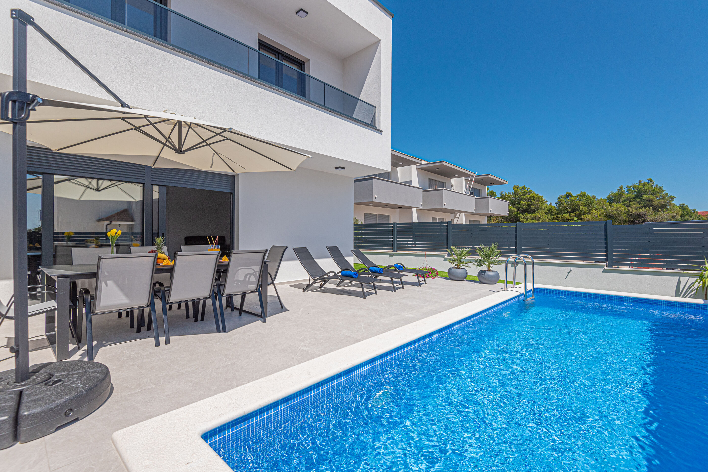 Villa Elegance Escape V4251-K2