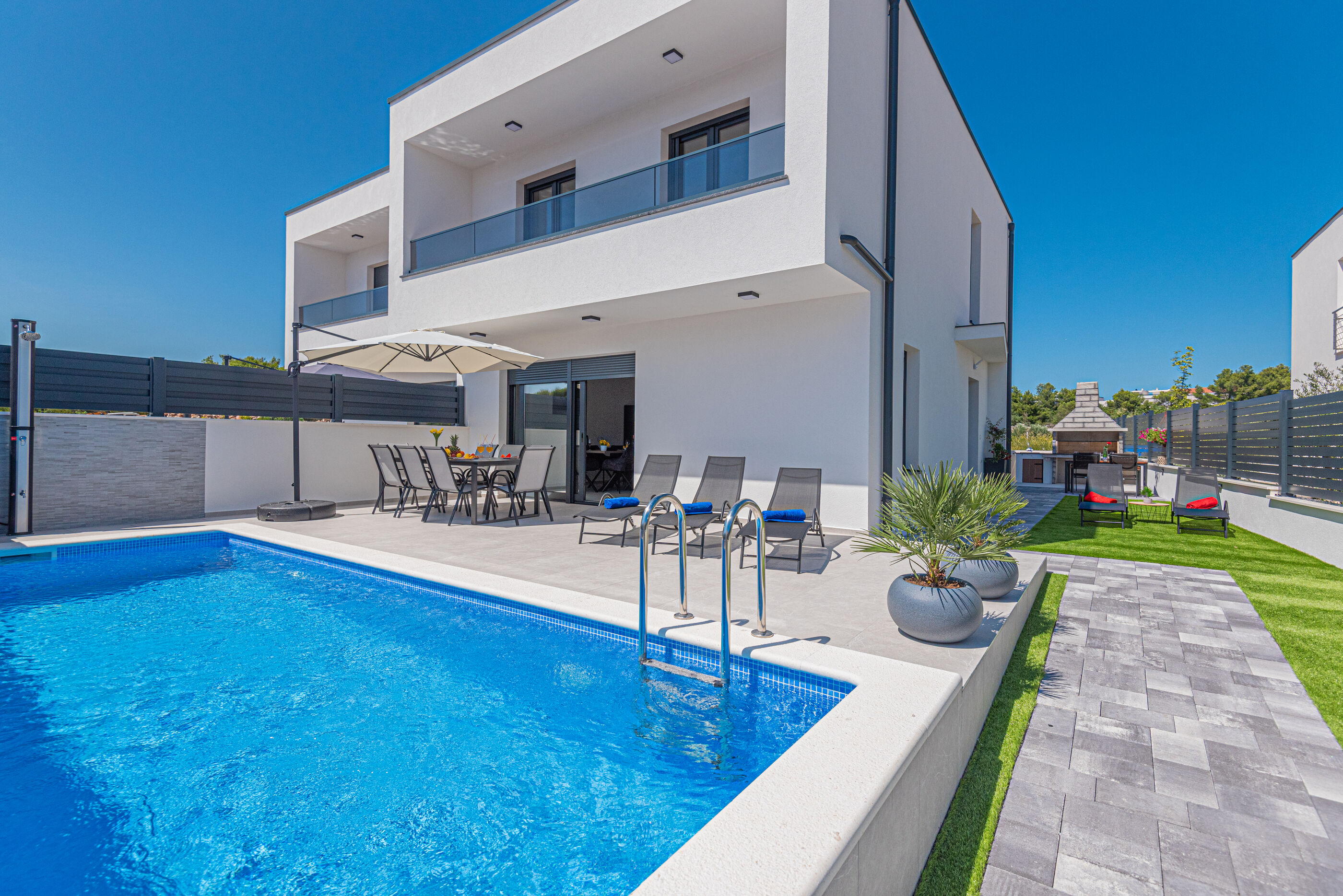 Villa Elegance Escape V4251-K2