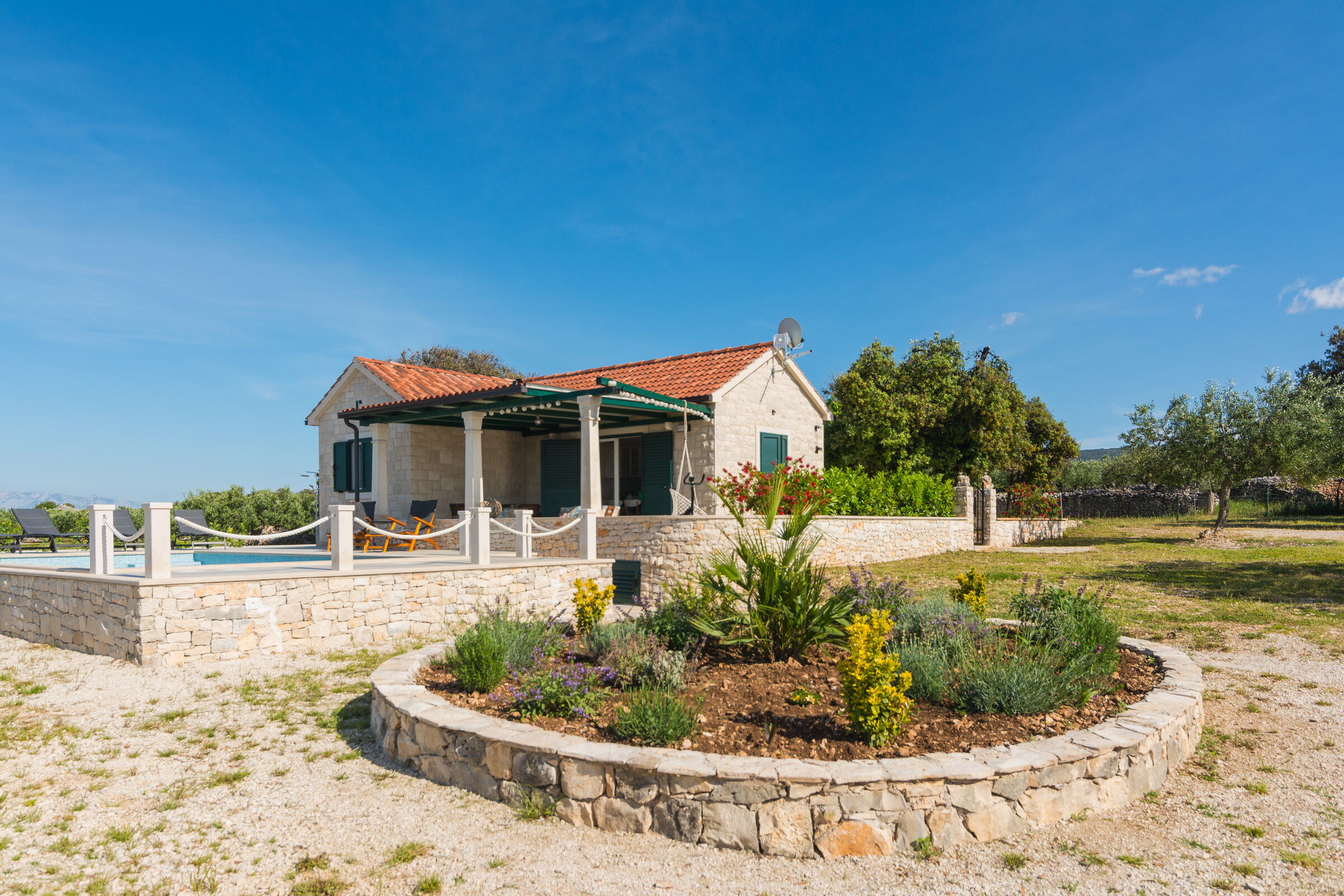 House Blato 88702-K1