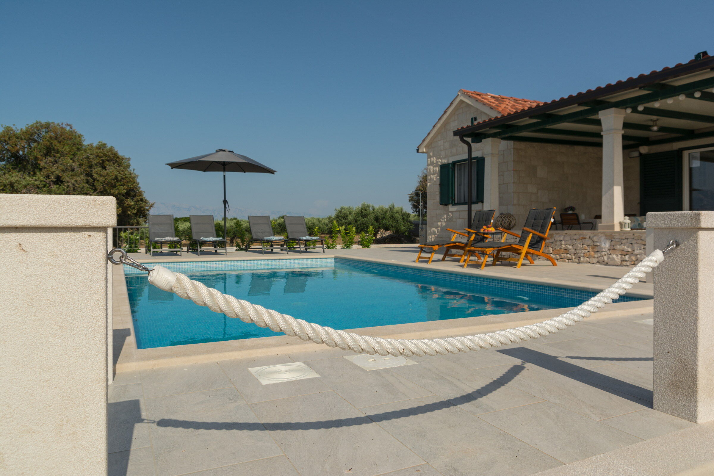 House Blato 88702-K1