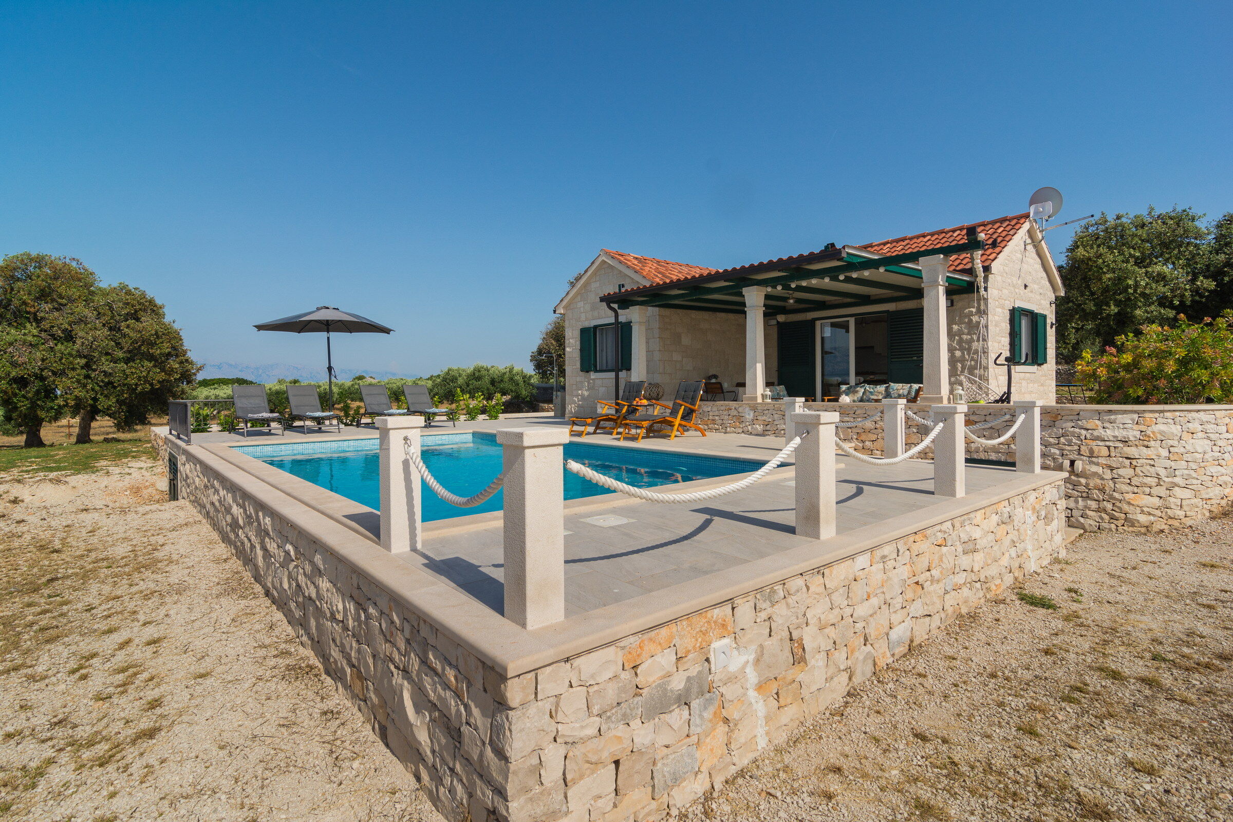 House Blato 88702-K1