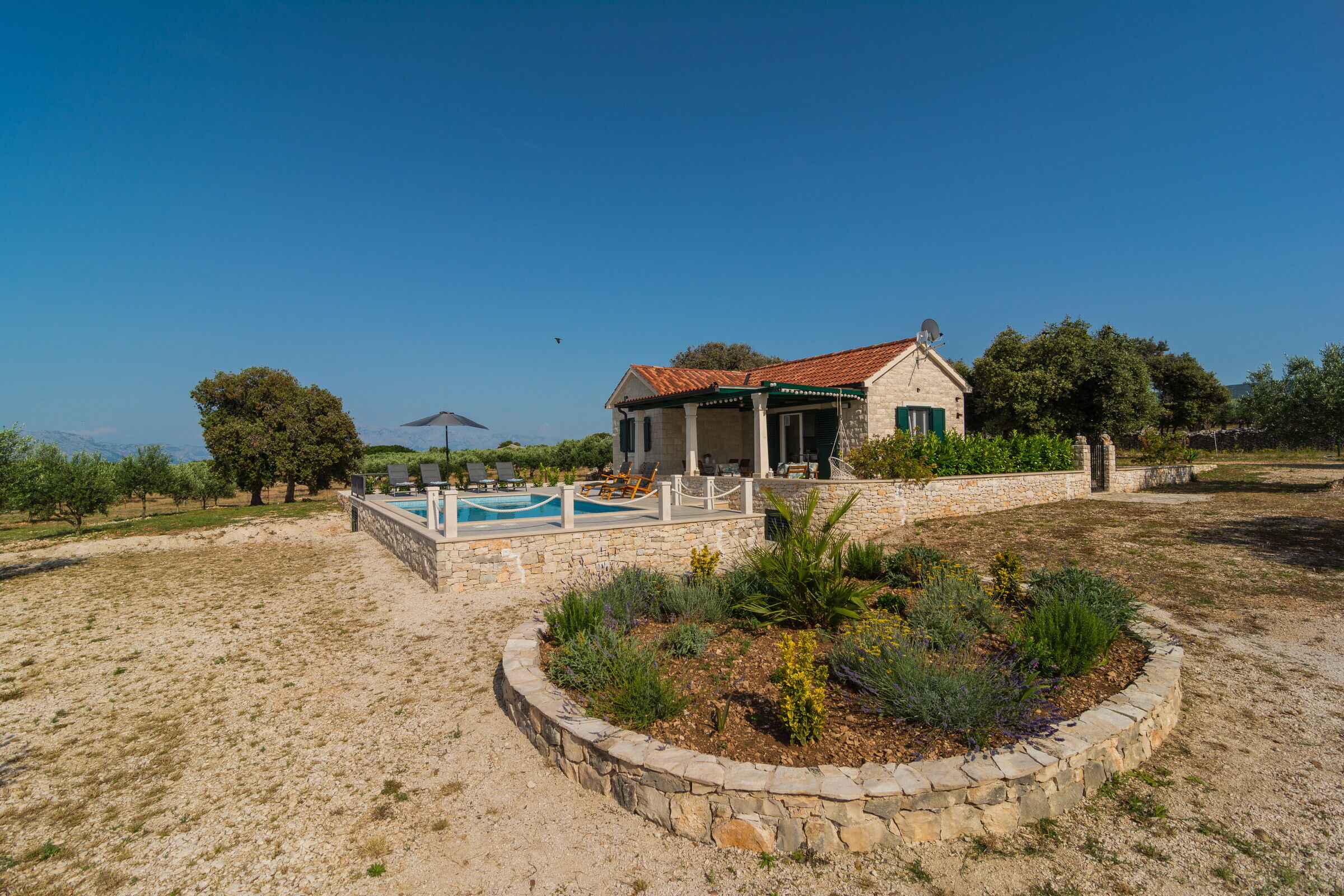 House Blato 88702-K1