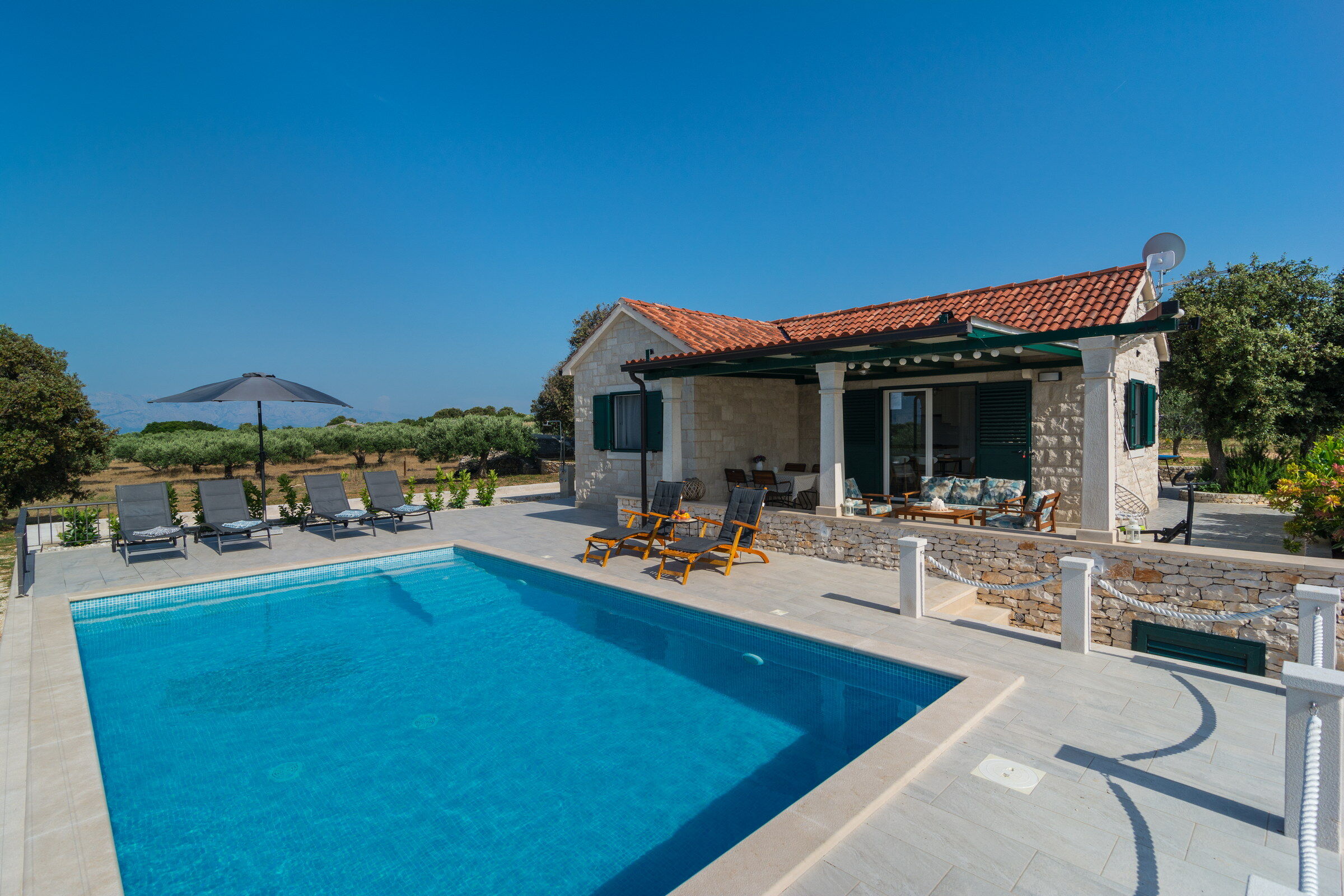 House Blato 88702-K1