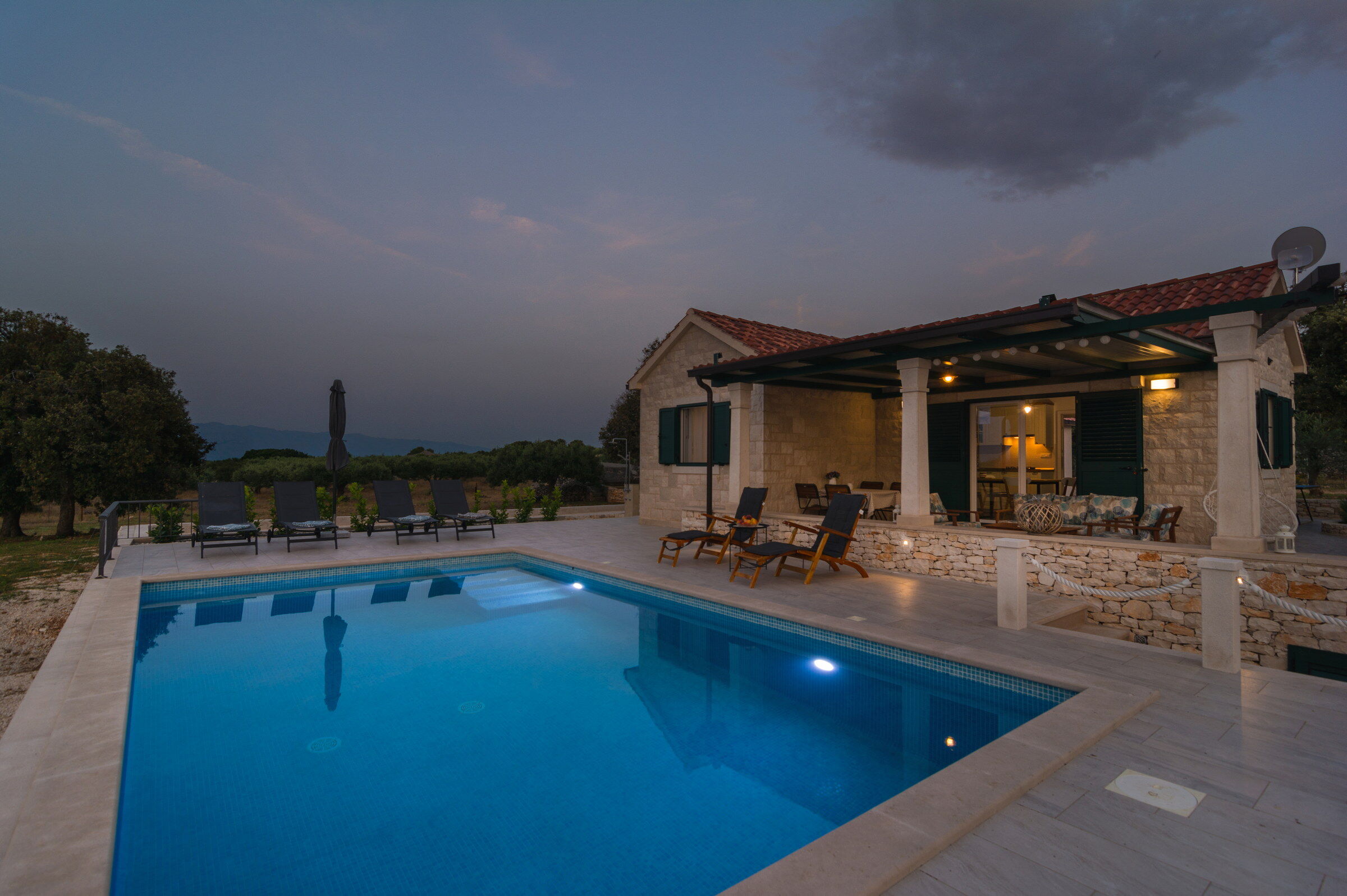 House Blato 88702-K1