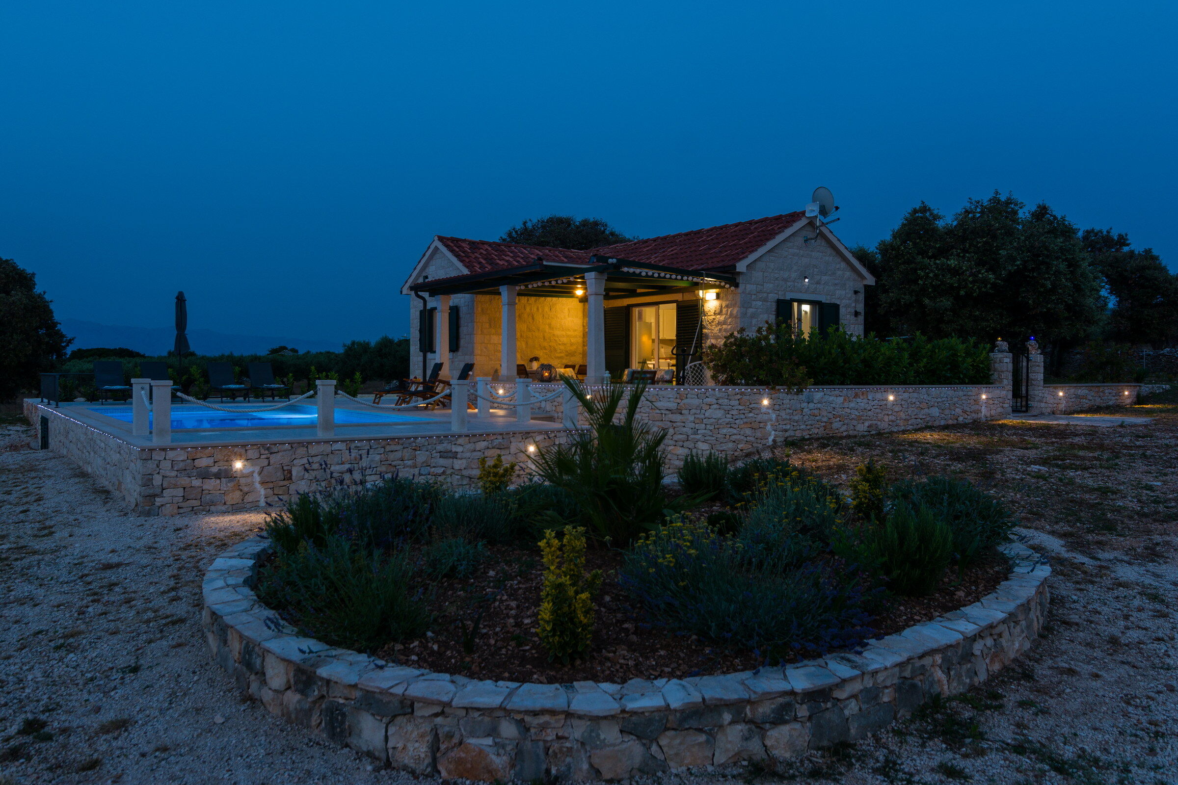 House Blato 88702-K1