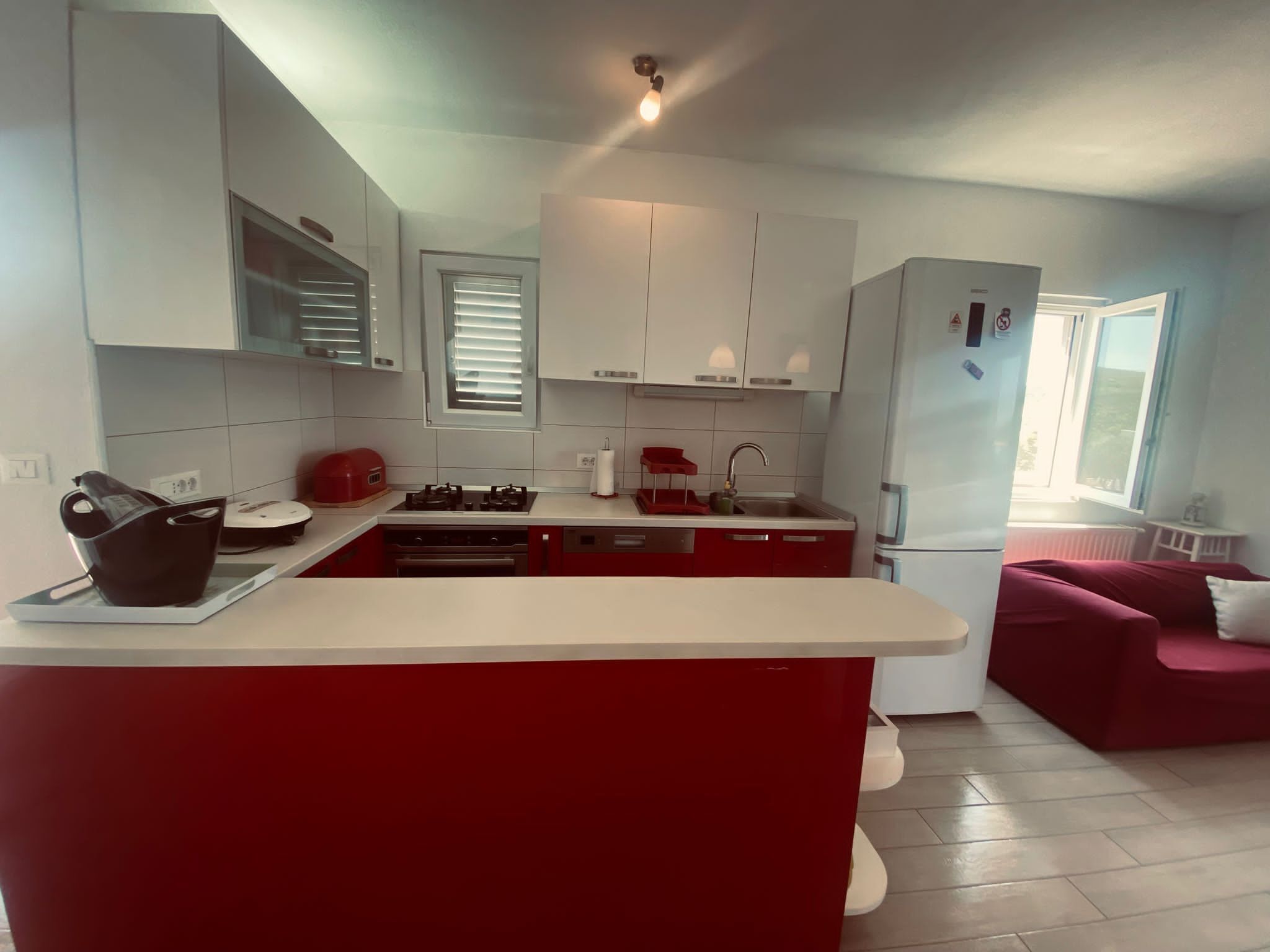 Apartment Modesty 94171-A1