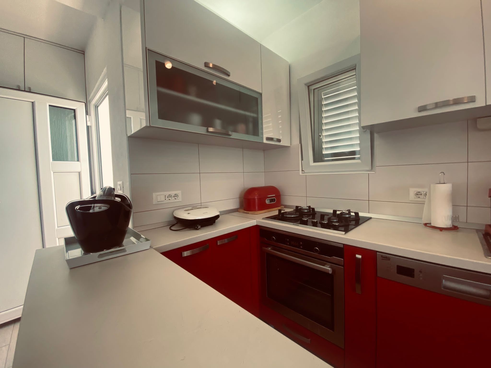 Apartment Modesty 94171-A1