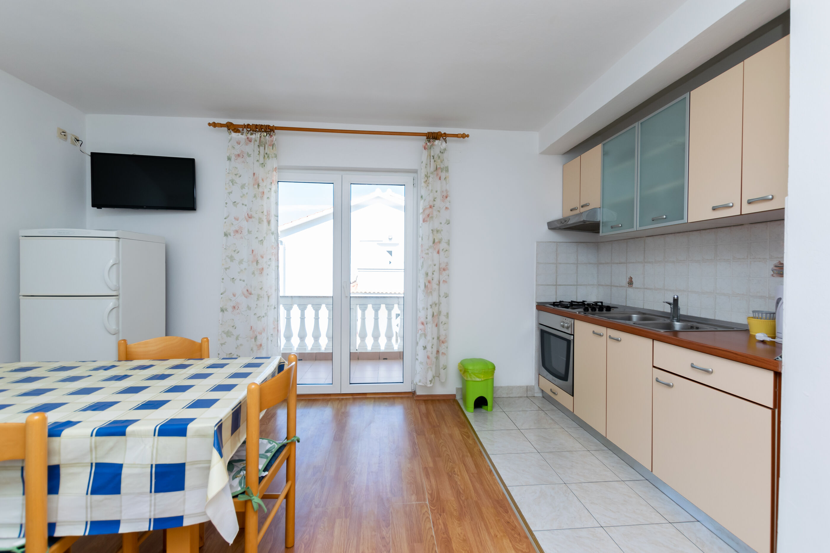 Apartments Iva 89921-A2
