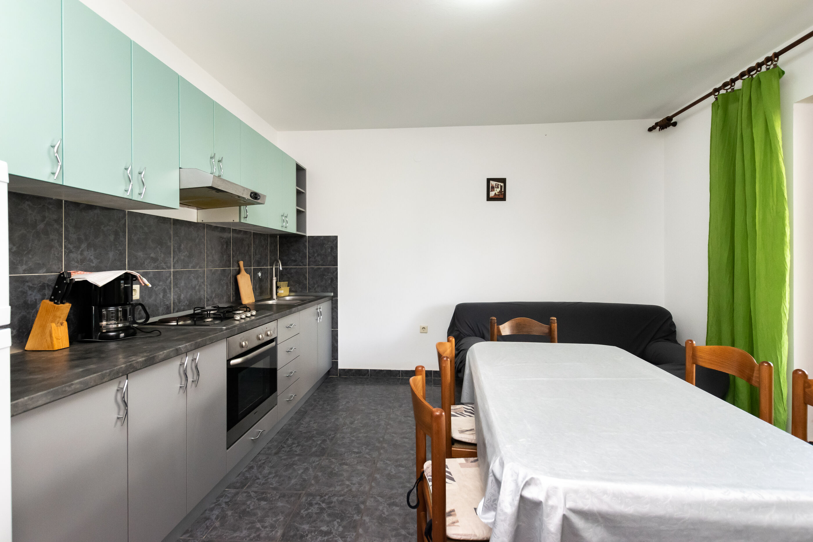 Apartments Iva 89921-A1
