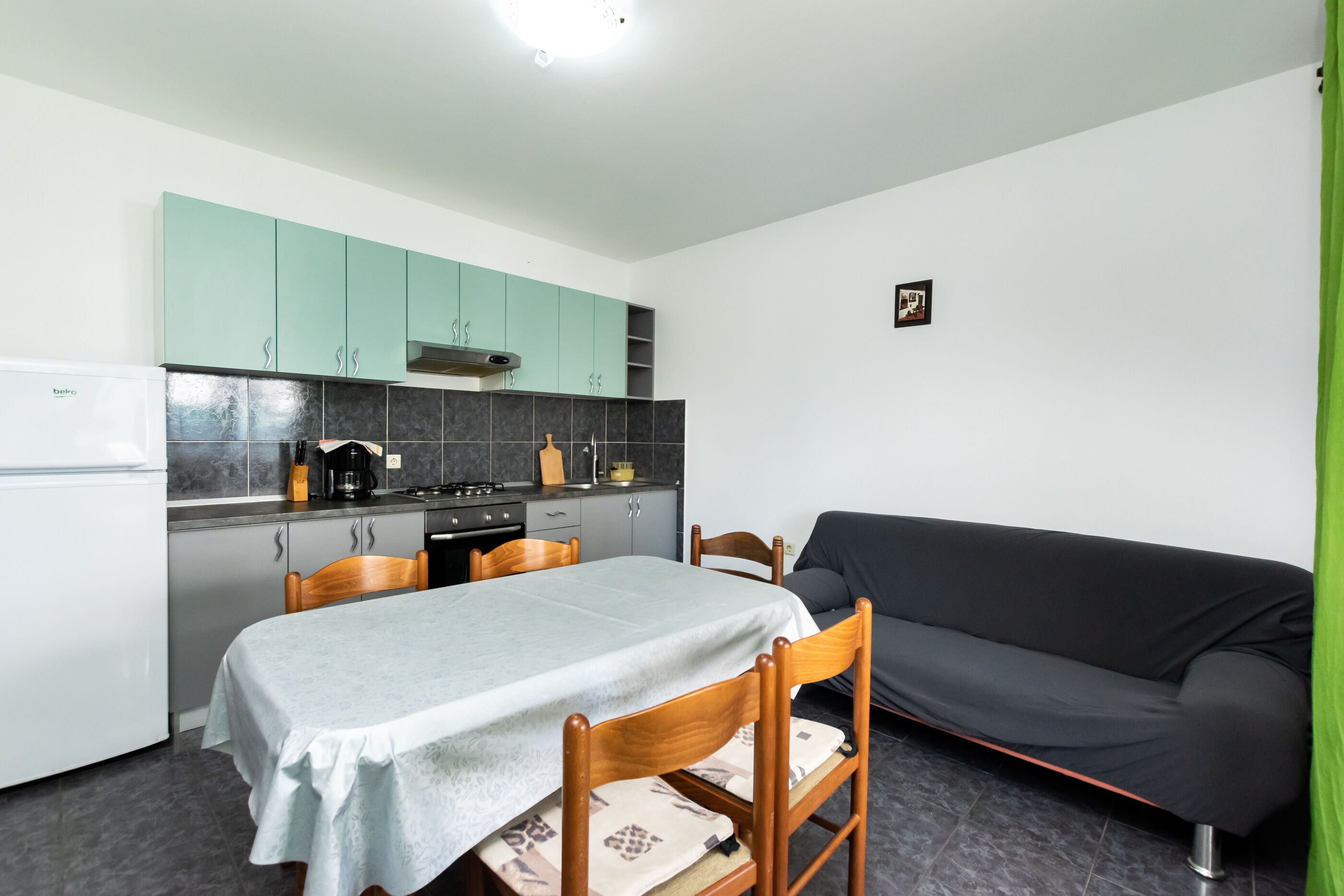 Apartments Iva 89921-A1
